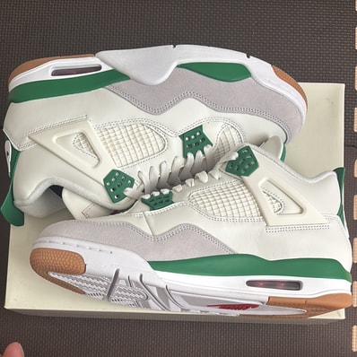 Nike SB × Air Jordan 4 Retro SP "Pine Green"