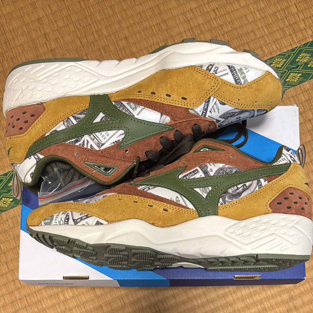 Mizuno × 24Karats × mita sneakers Contender "Olive/Brown/White"