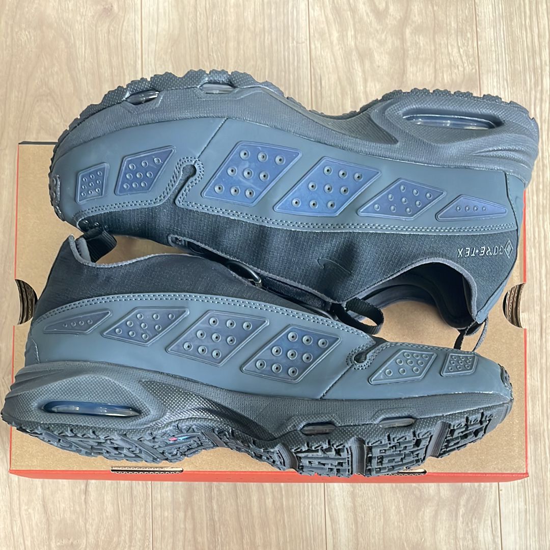 Nike Women's Air Max SNDR GORE-TEX "Black and Dark Smoke Grey"