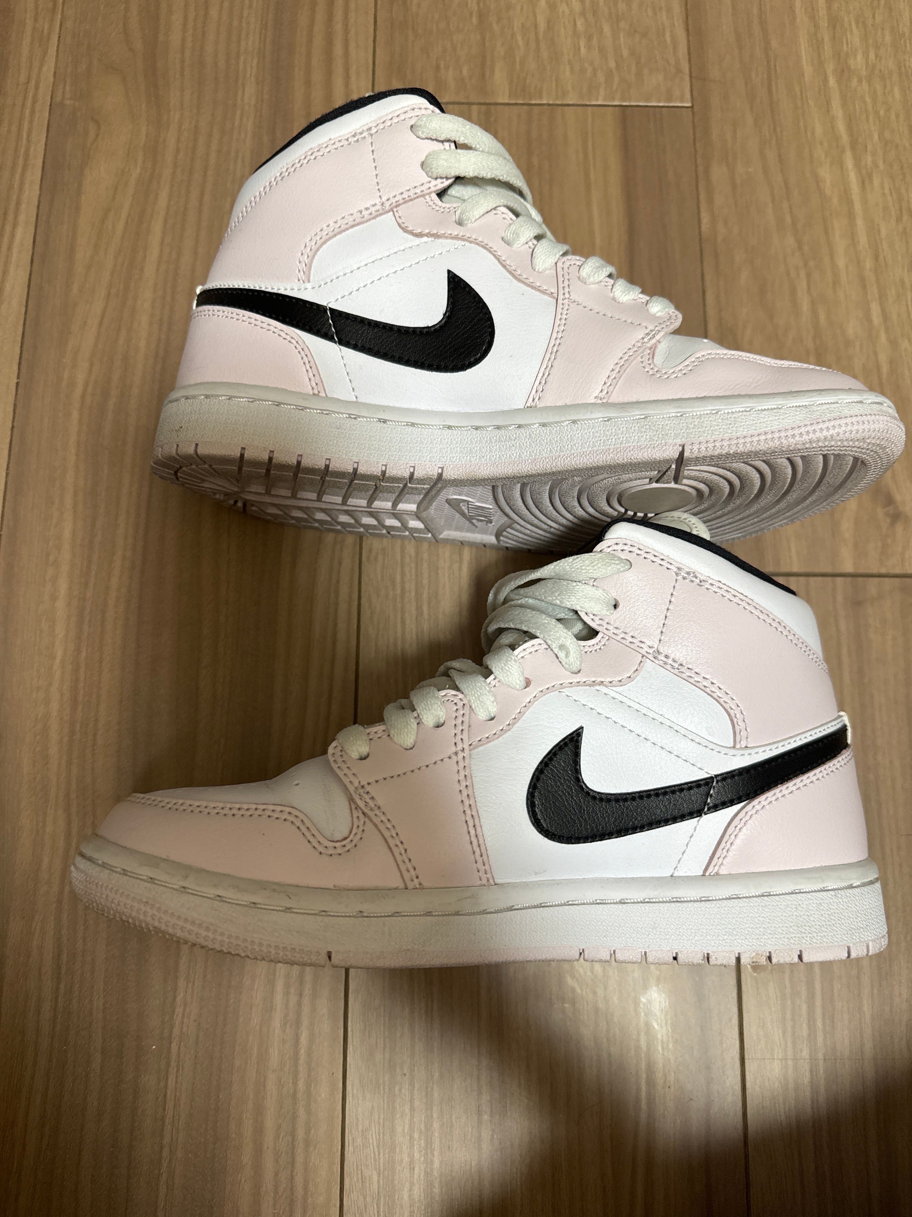 Nike Women's Air Jordan 1 Mid "Light Violet/White/Black"