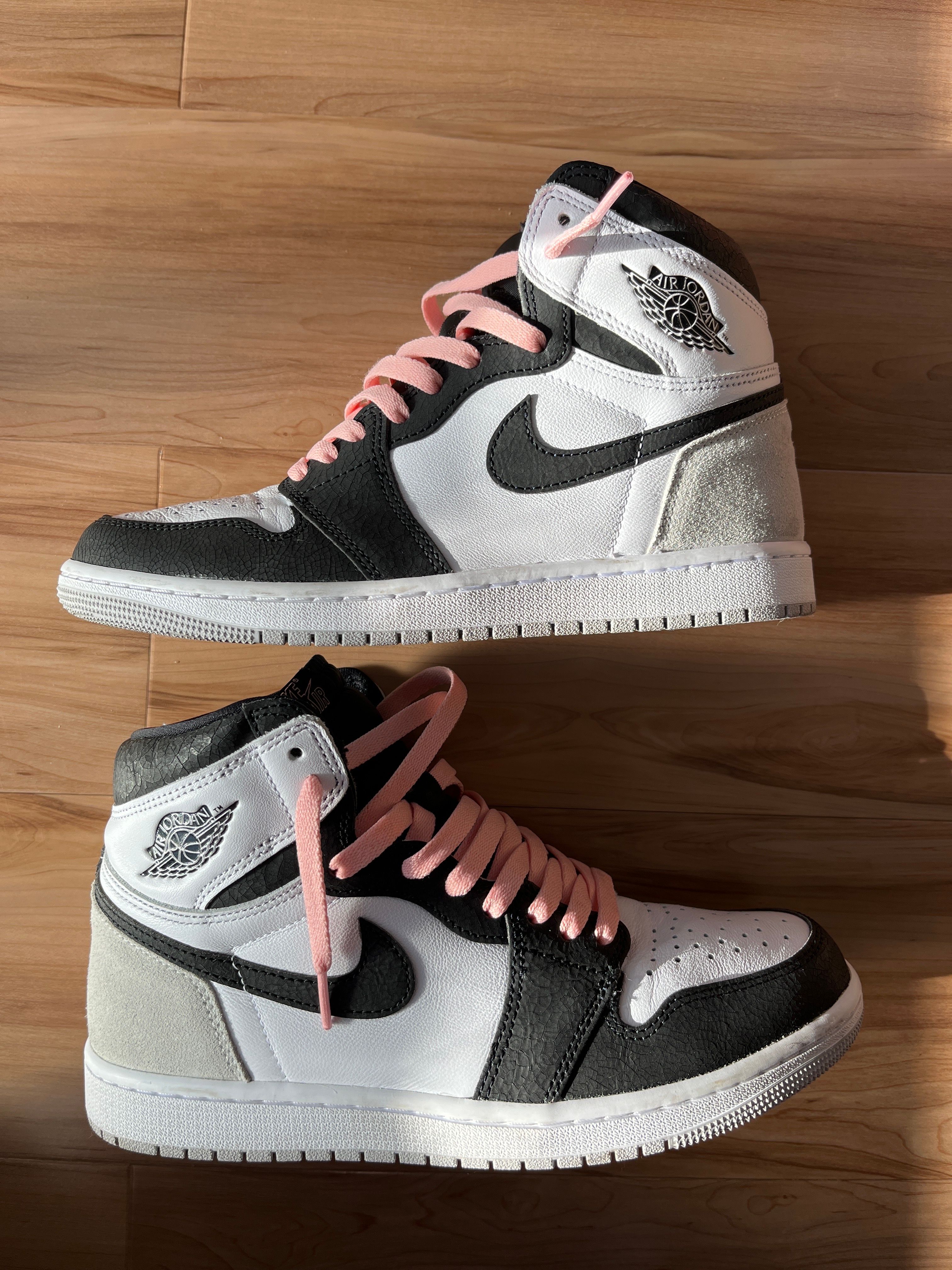 Nike Air Jordan 1 High OG "Bleached Coral"