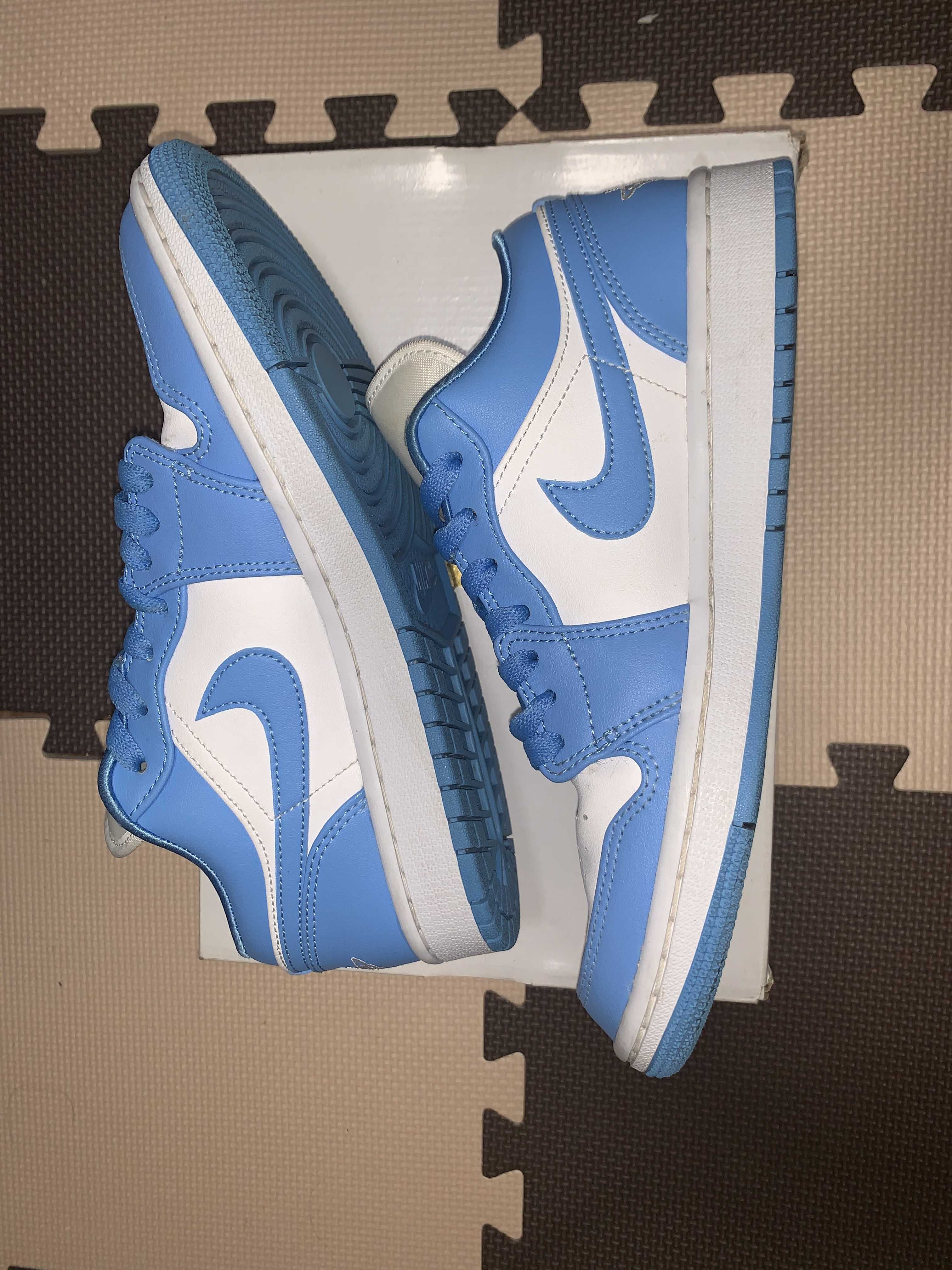 Nike Women's Air Jordan 1 Low "UNC"