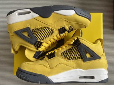 Nike Air Jordan 4 "Tour Yellow"