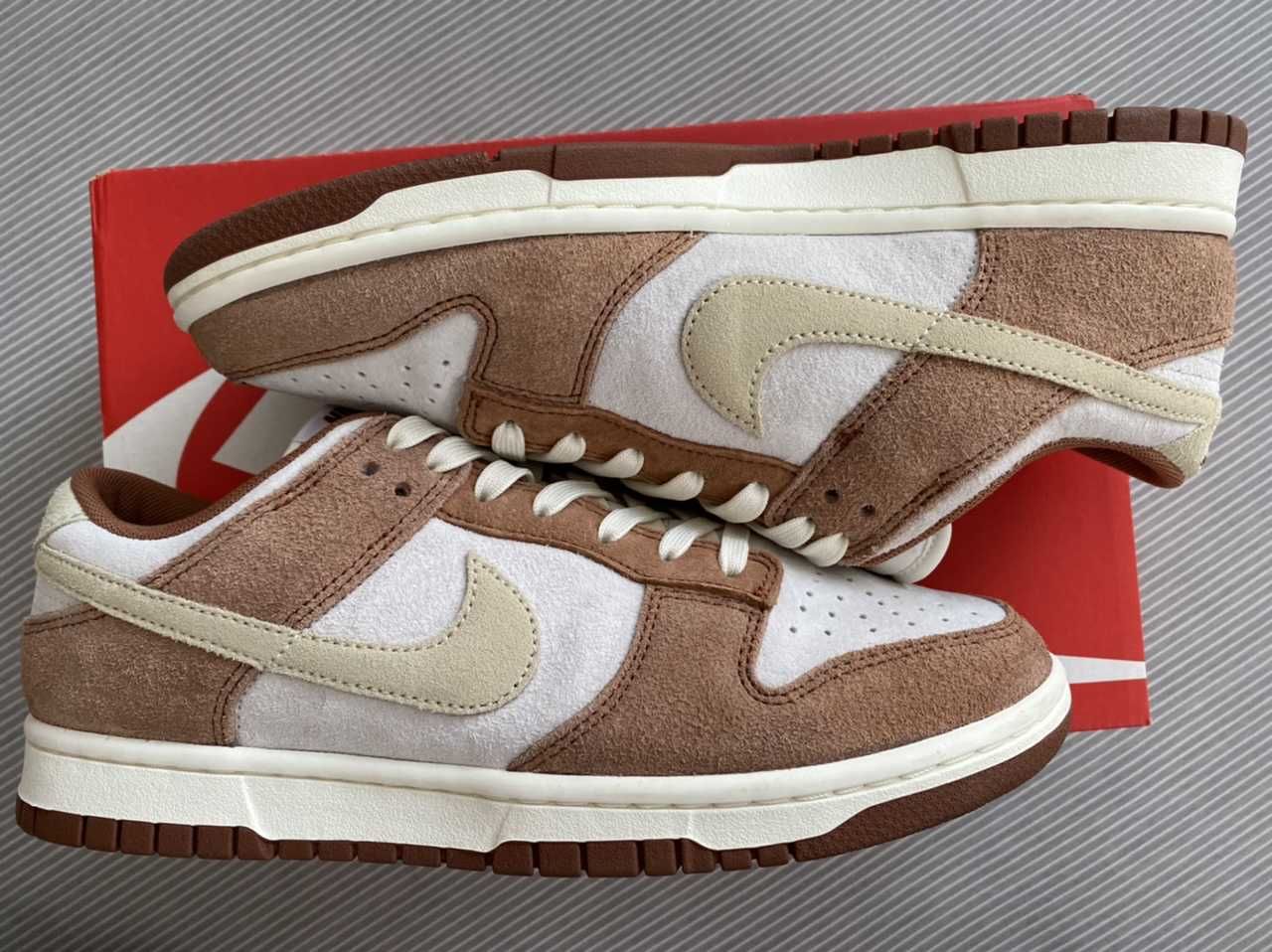 Nike Dunk Low PRM "Medium Curry"