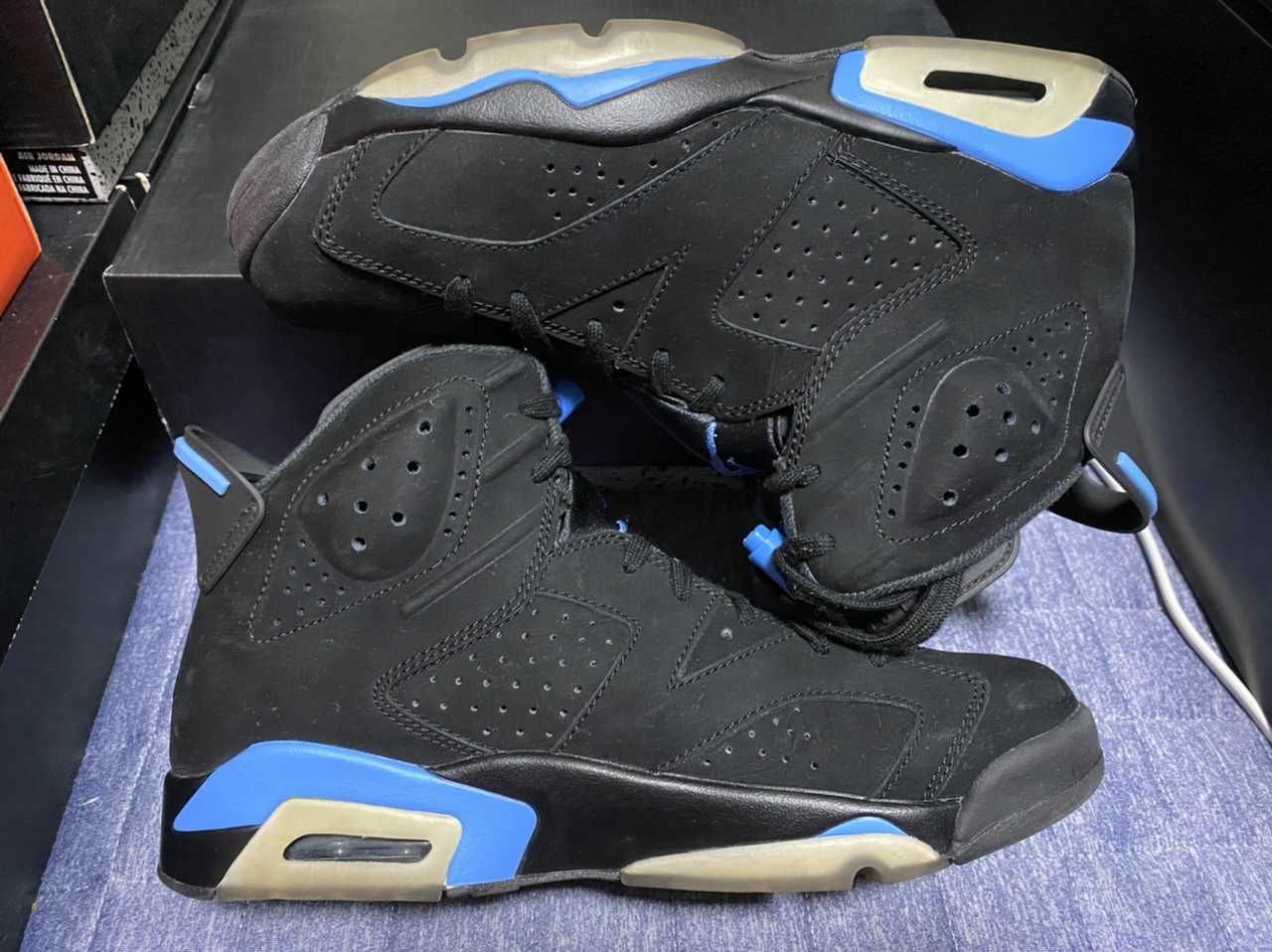 NIKE AIR JORDAN 6 RETRO "UNC"