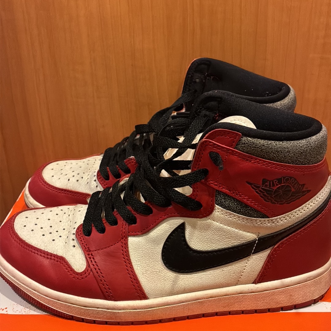 Nike Air Jordan 1 High OG "Lost & Found/Chicago"