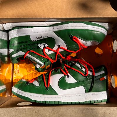 OFF-WHITE × Nike Dunk Low