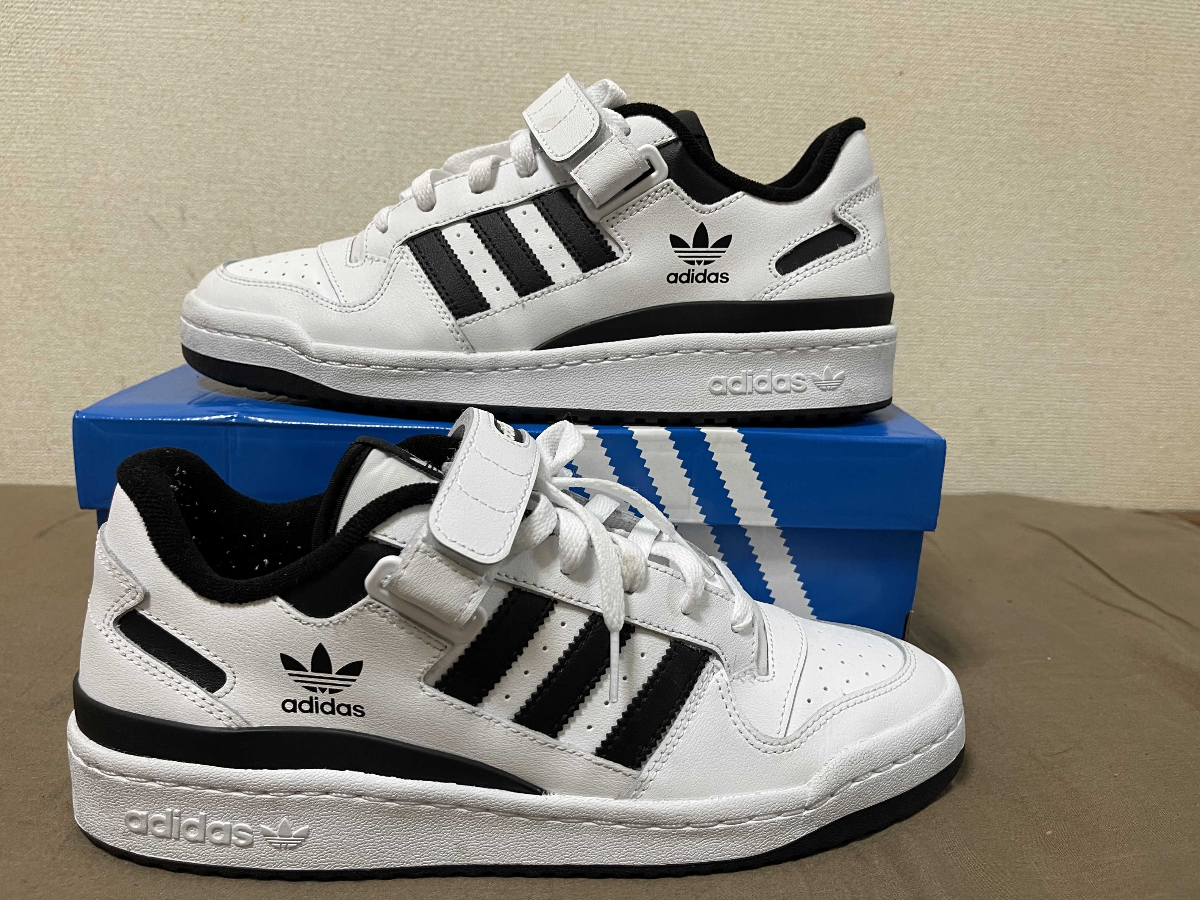 adidas Forum Low "White Black"