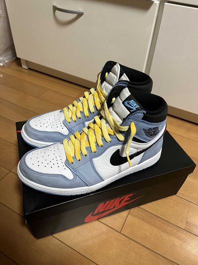 Nike Air Jordan 1 High OG "University Blue"