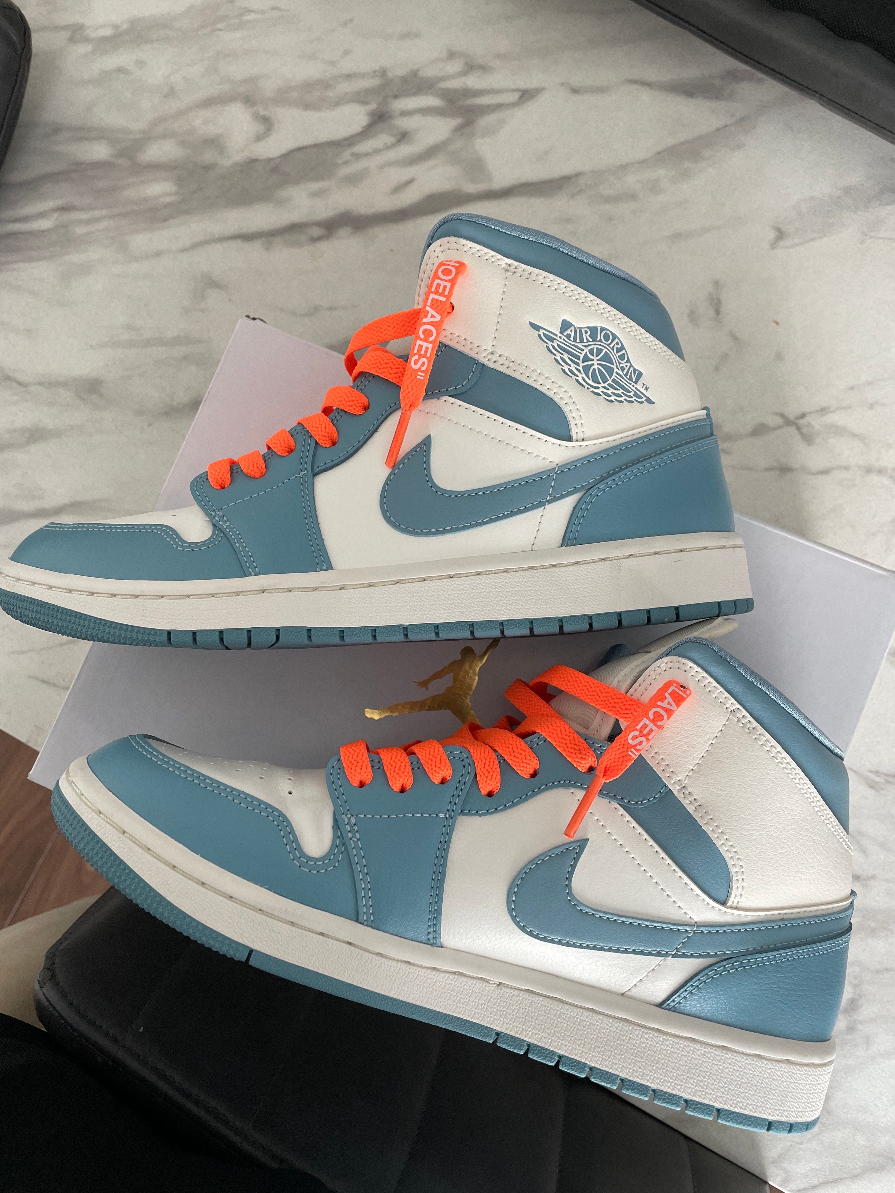Nike Women's Air Jordan 1 Mid "University Blue"