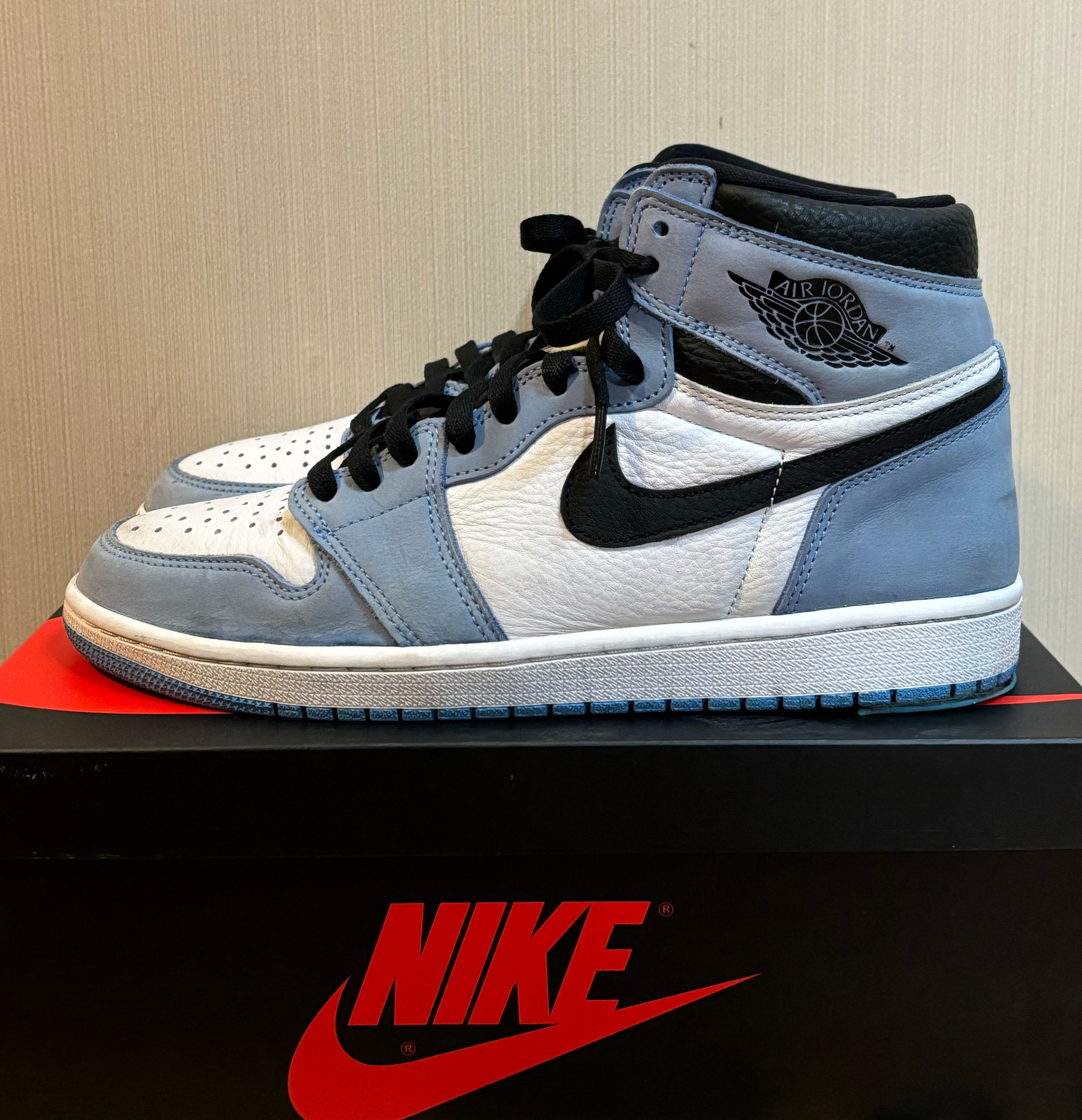 Nike Air Jordan 1 High OG "University Blue"