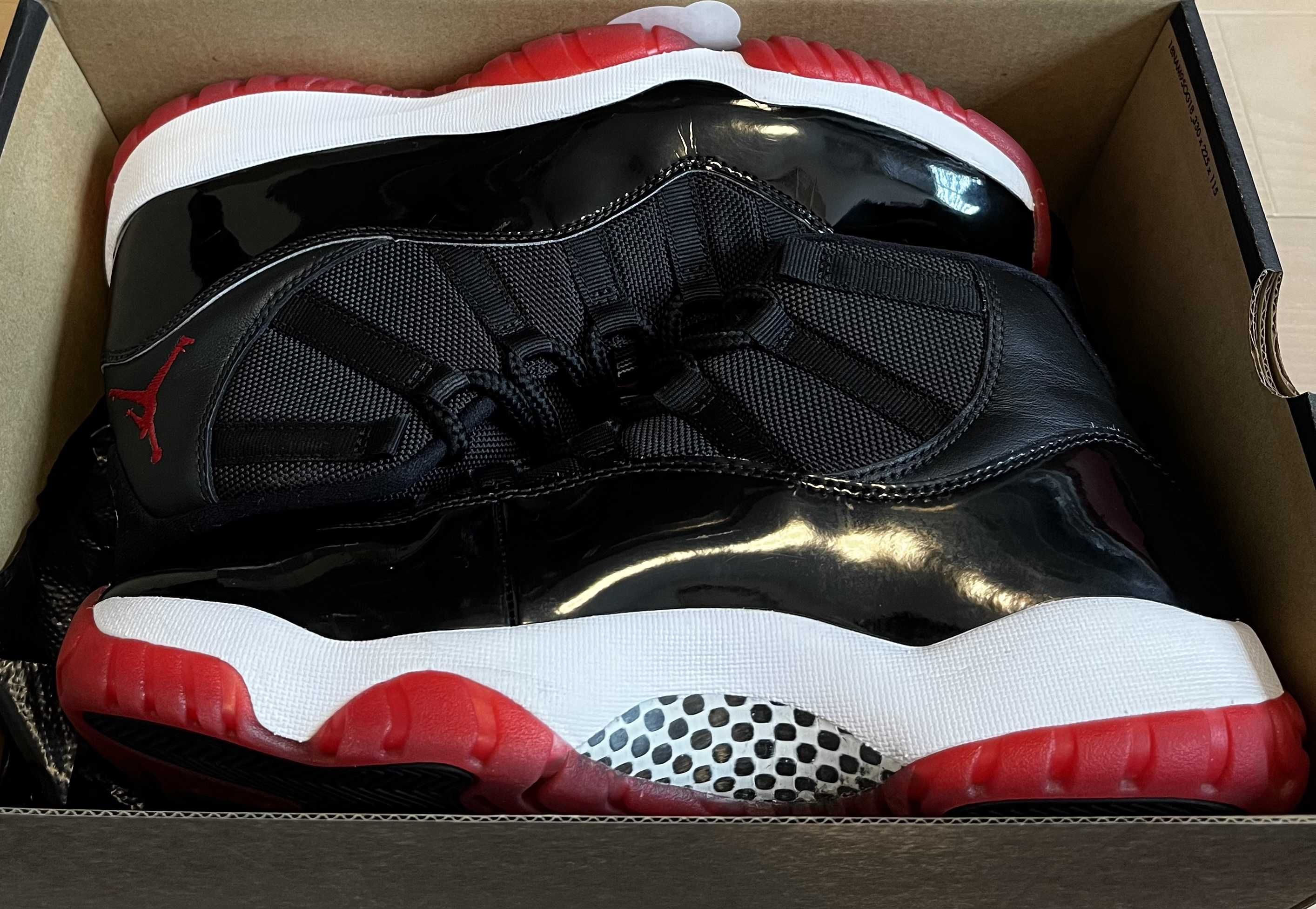 Nike Air Jordan 11 Retro "Bred"