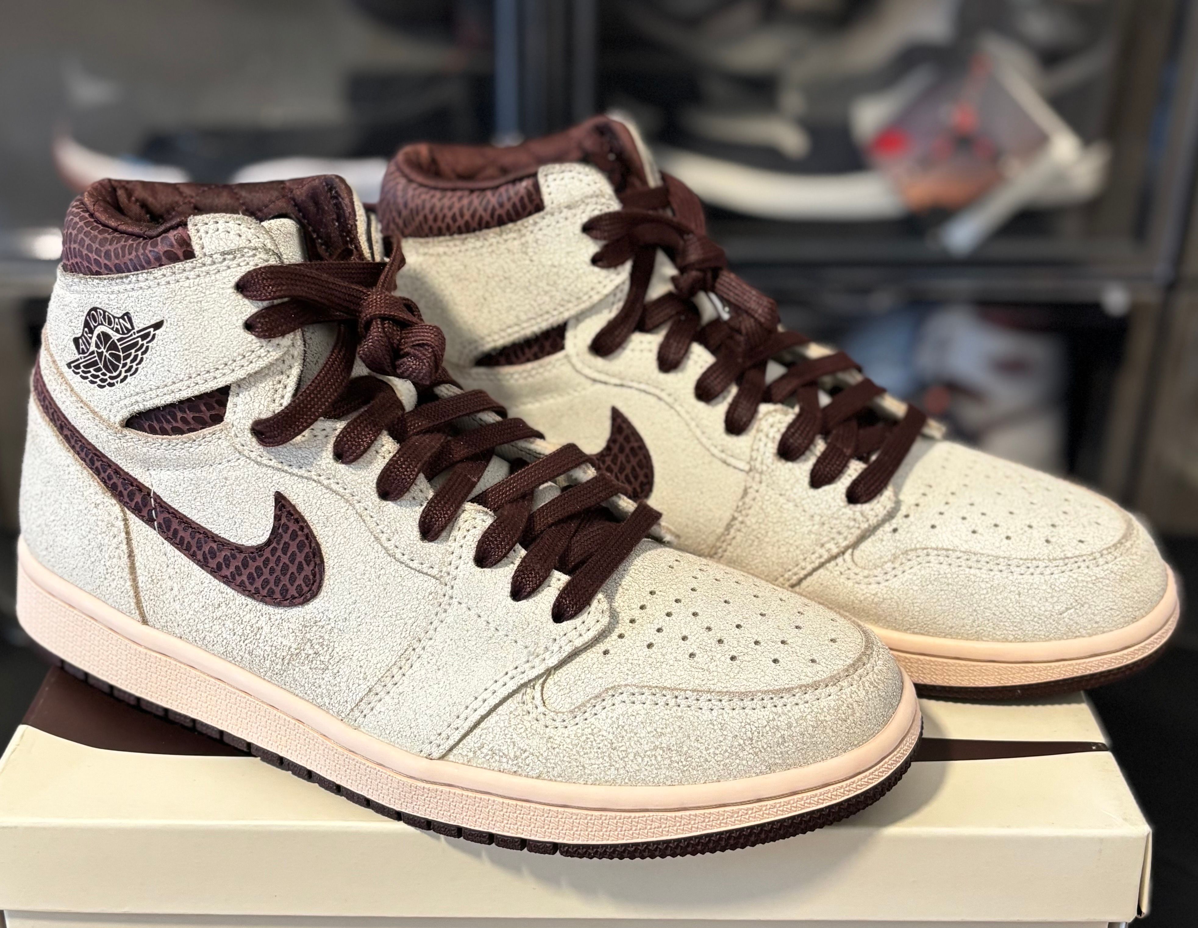 A Ma Maniere × Nike Air Jordan 1 Retro High OG "Sail and Burgundy"