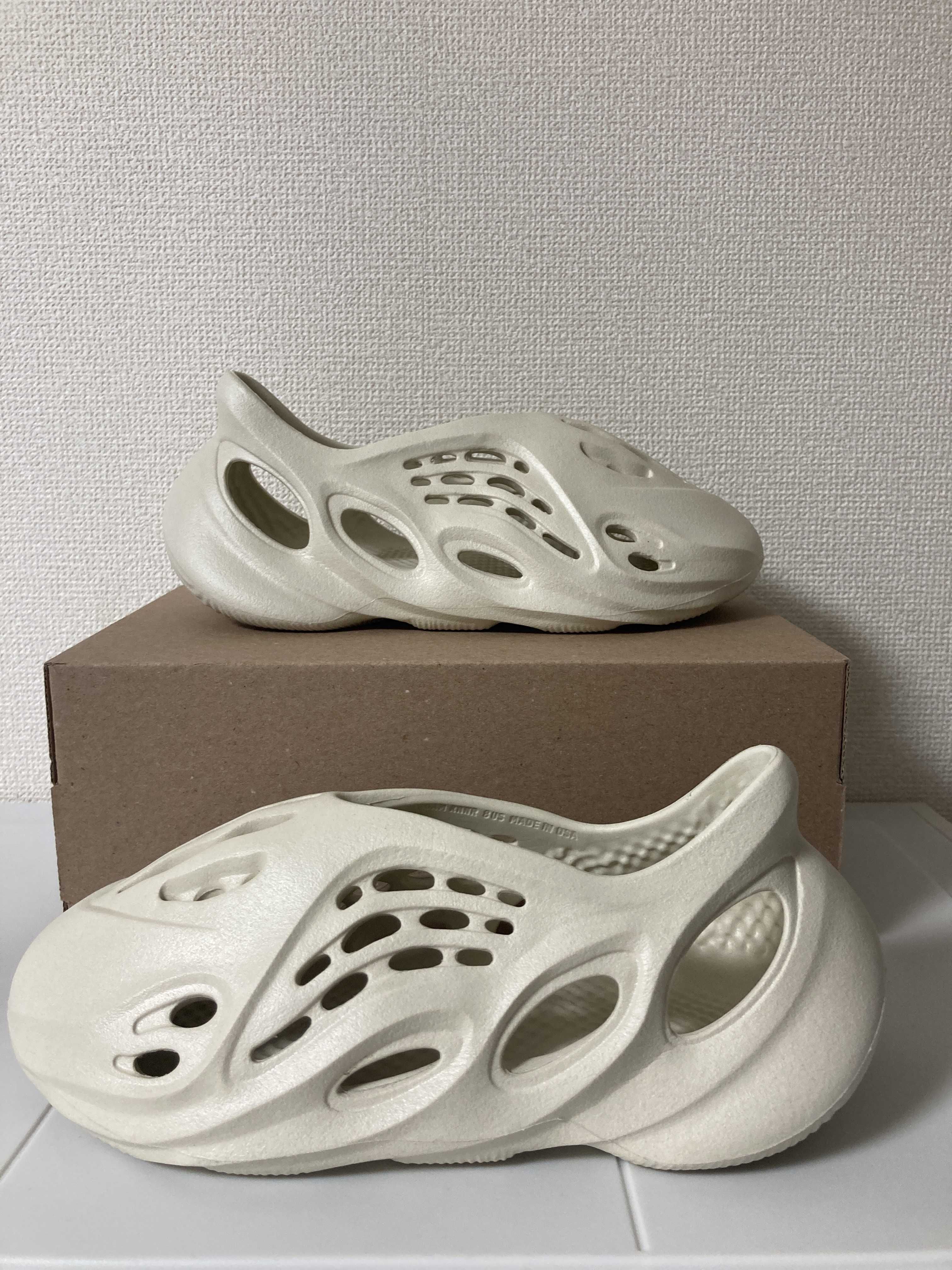 adidas YEEZY Foam Runner "Sand"