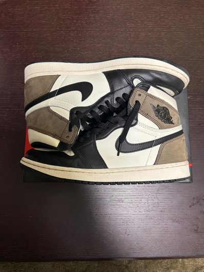 Nike Air Jordan 1 High OG "Sail/Dark Mocha/Black"