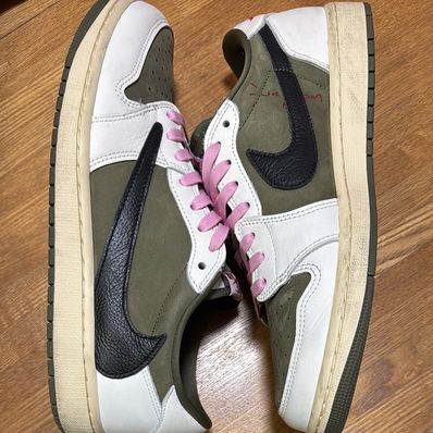 Travis Scott × Nike Air Jordan 1 Low OG SP "Reverse Olive"