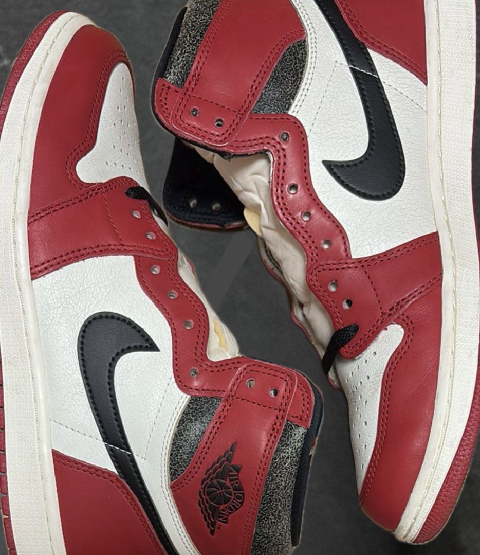 Nike Air Jordan 1 High OG "Lost & Found/Chicago"