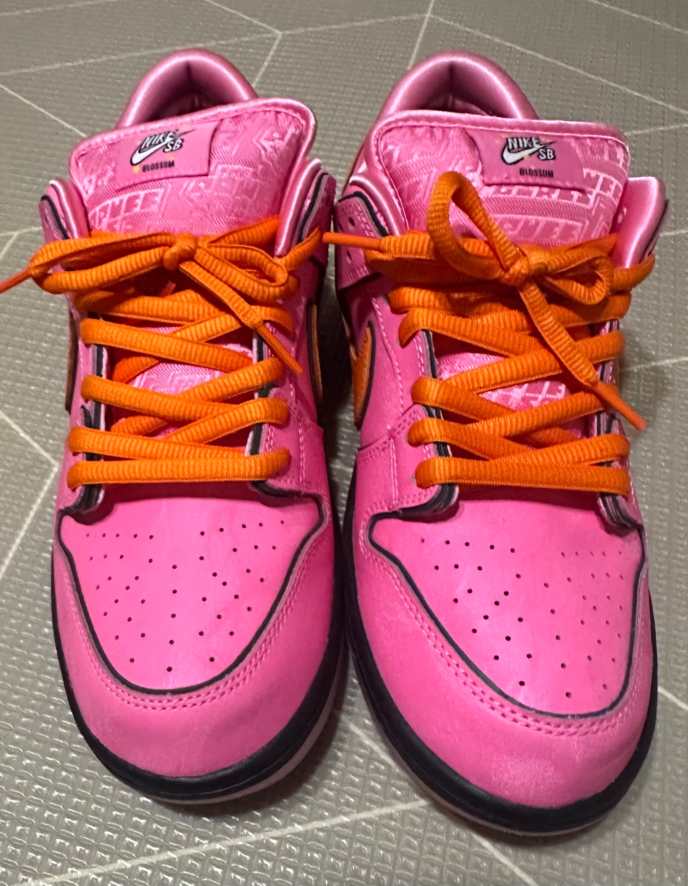 The Powerpuff Girls × Nike SB Dunk Low Pro QS "Blossom"