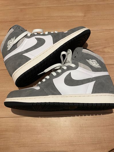 Nike Air Jordan 1 Retro High OG "Black and Smoke Grey"