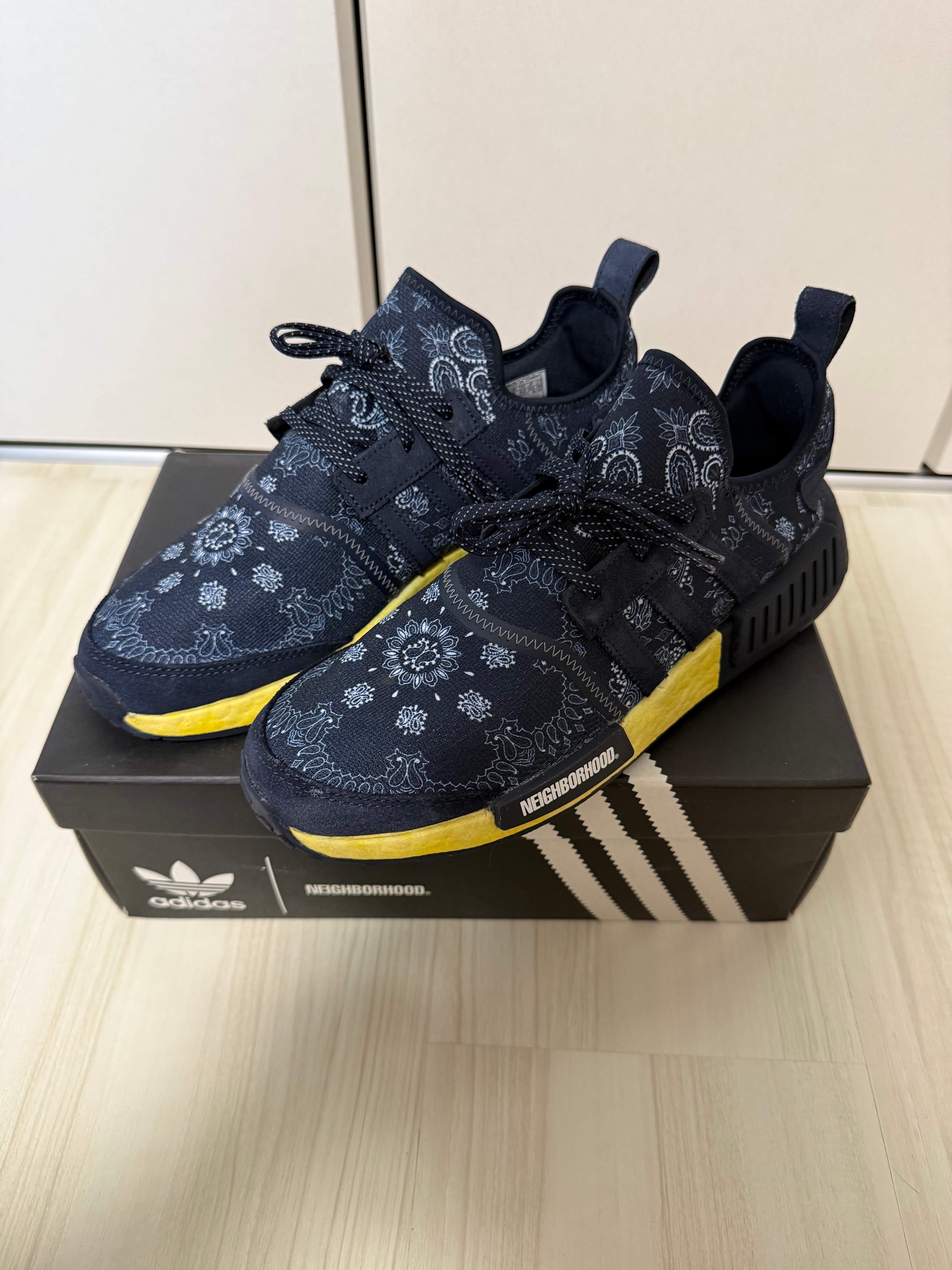 NEIGHBORHOOD × adidas NMD R1 Paisley "Navy"