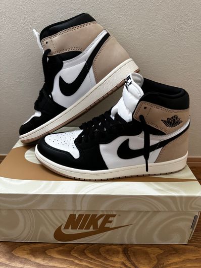 Nike Women's Air Jordan 1 Retro High OG "Latte"