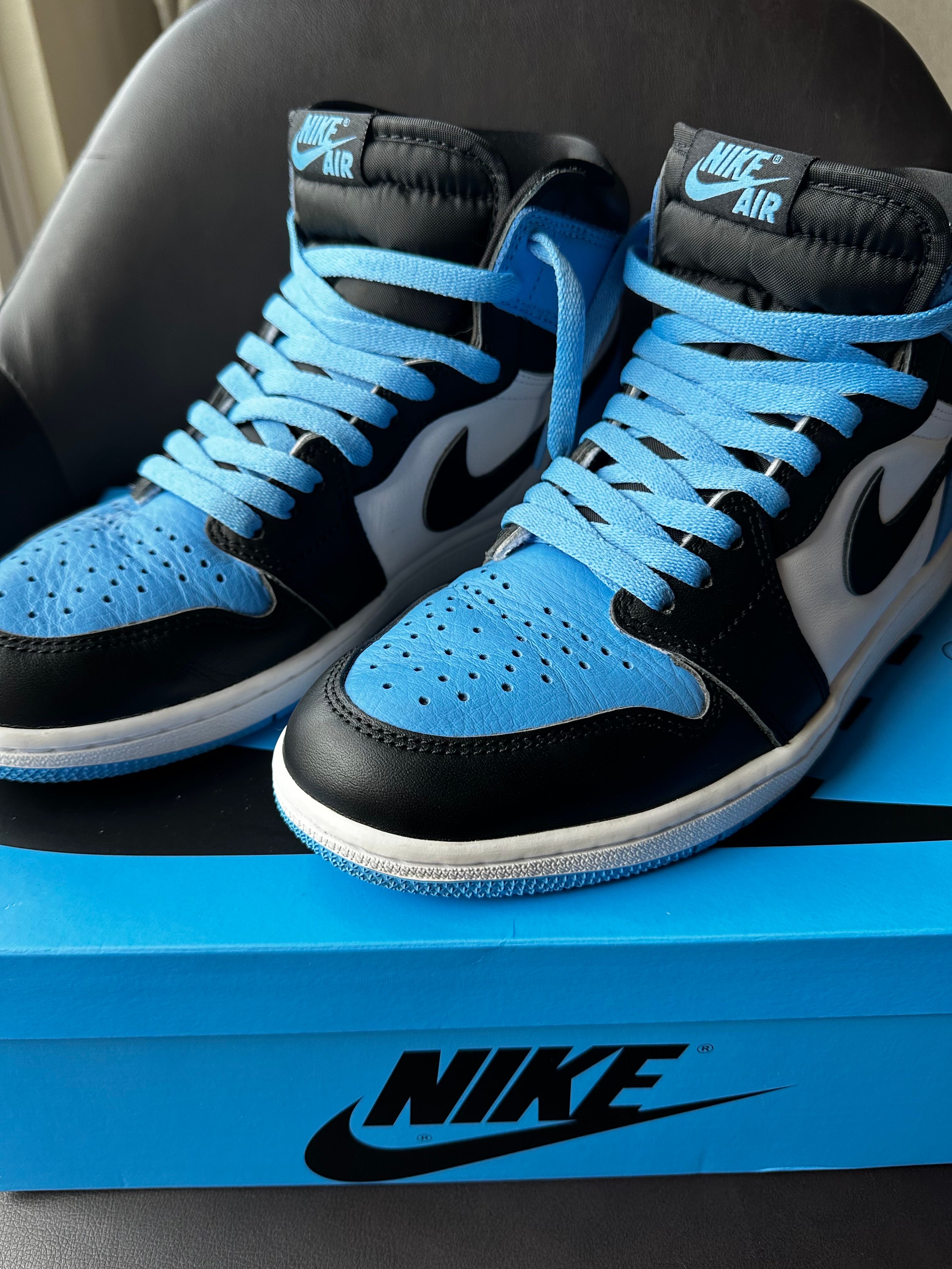 Nike Air Jordan 1 Retro High OG "University Blue/UNC Toe"