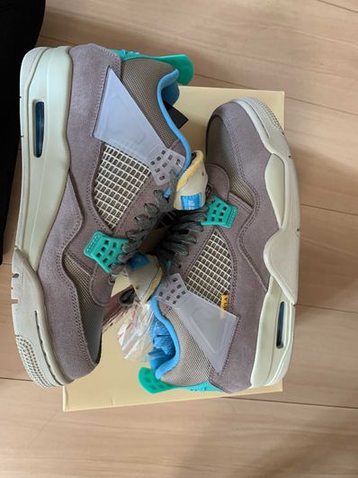 UNION × NIKE AIR JORDAN 4 SP "TAUPE HAZE"