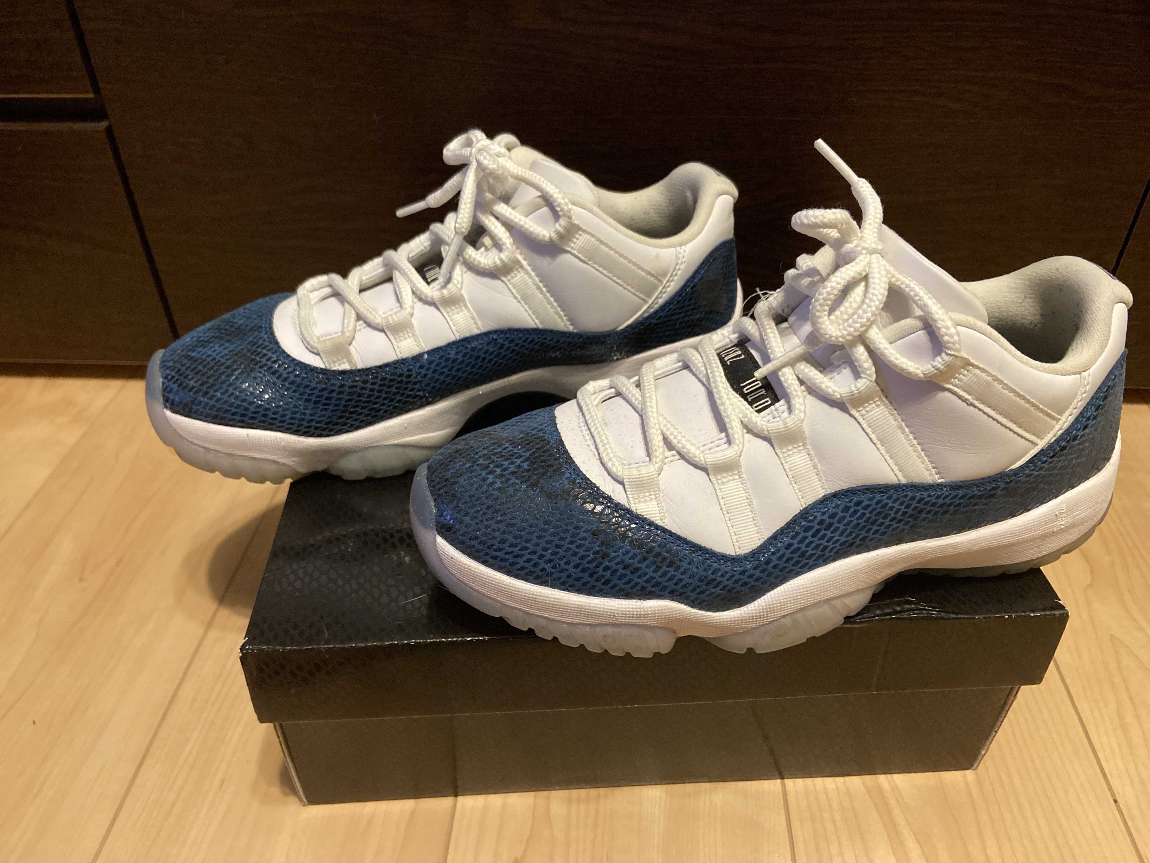 AIR JORDAN 11 LOW "SNAKESKIN"