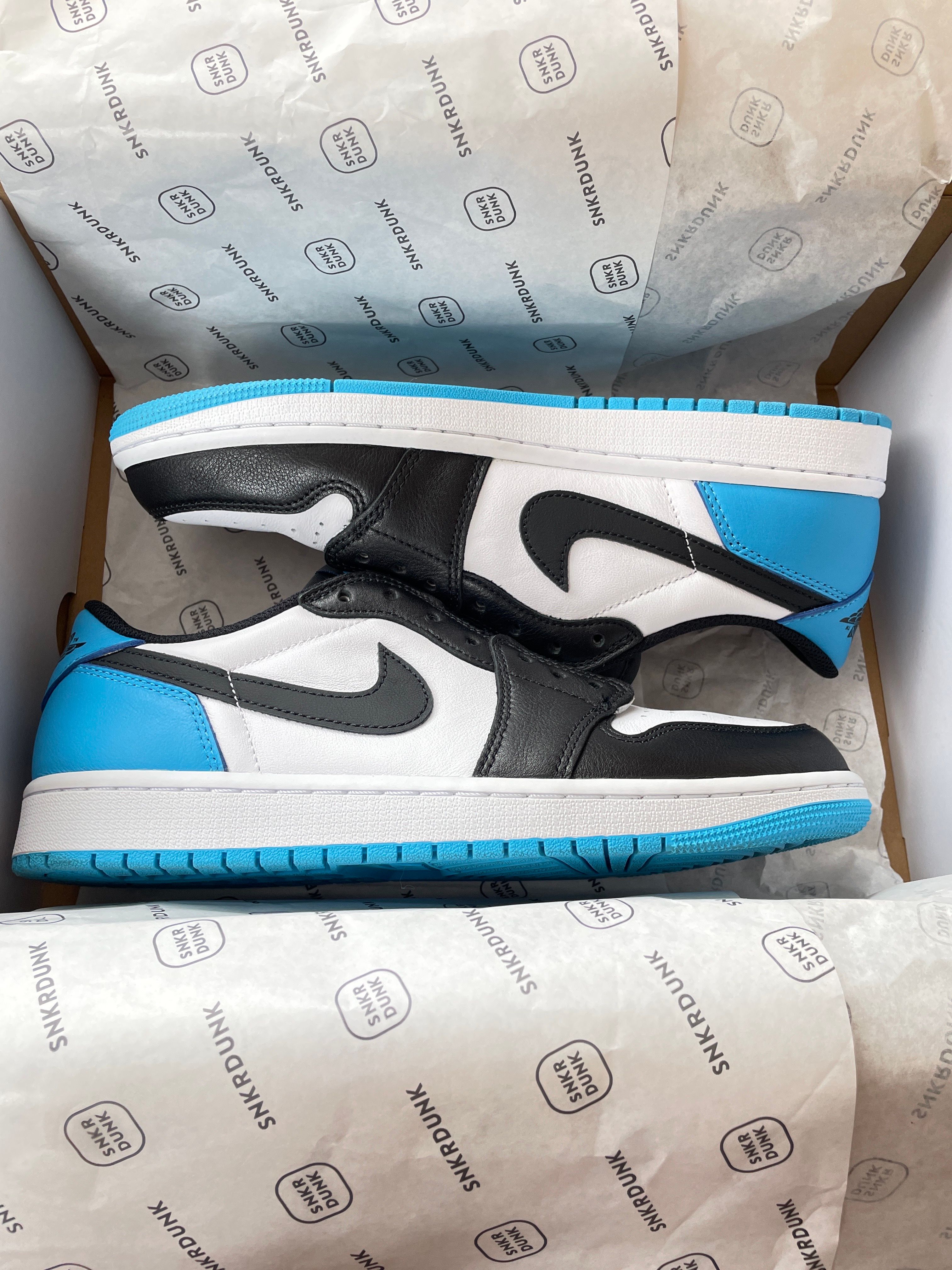 Nike Air Jordan 1 Low OG "Black and Dark Powder Blue/UNC"