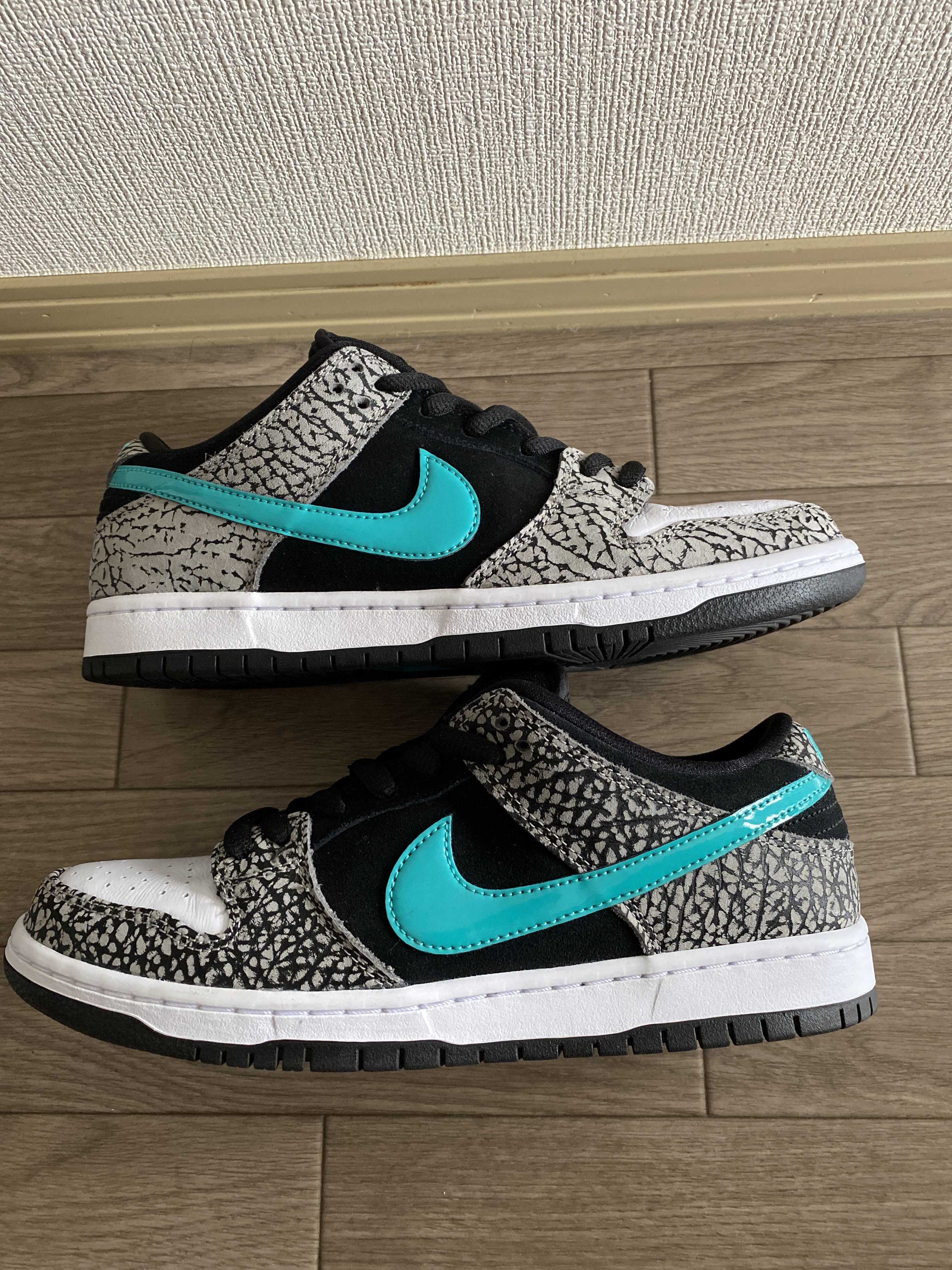 Nike SB Dunk Low "Elephant/Safari"