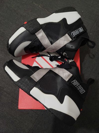 Nike air raid black 2025 grey