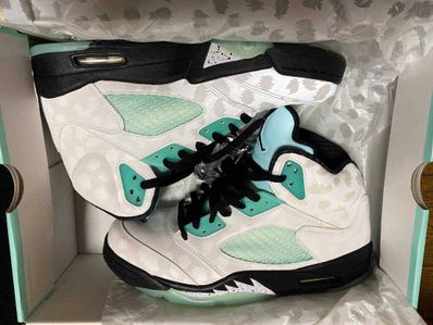 Nike Air Jordan 5 "White/Black/Island Green"