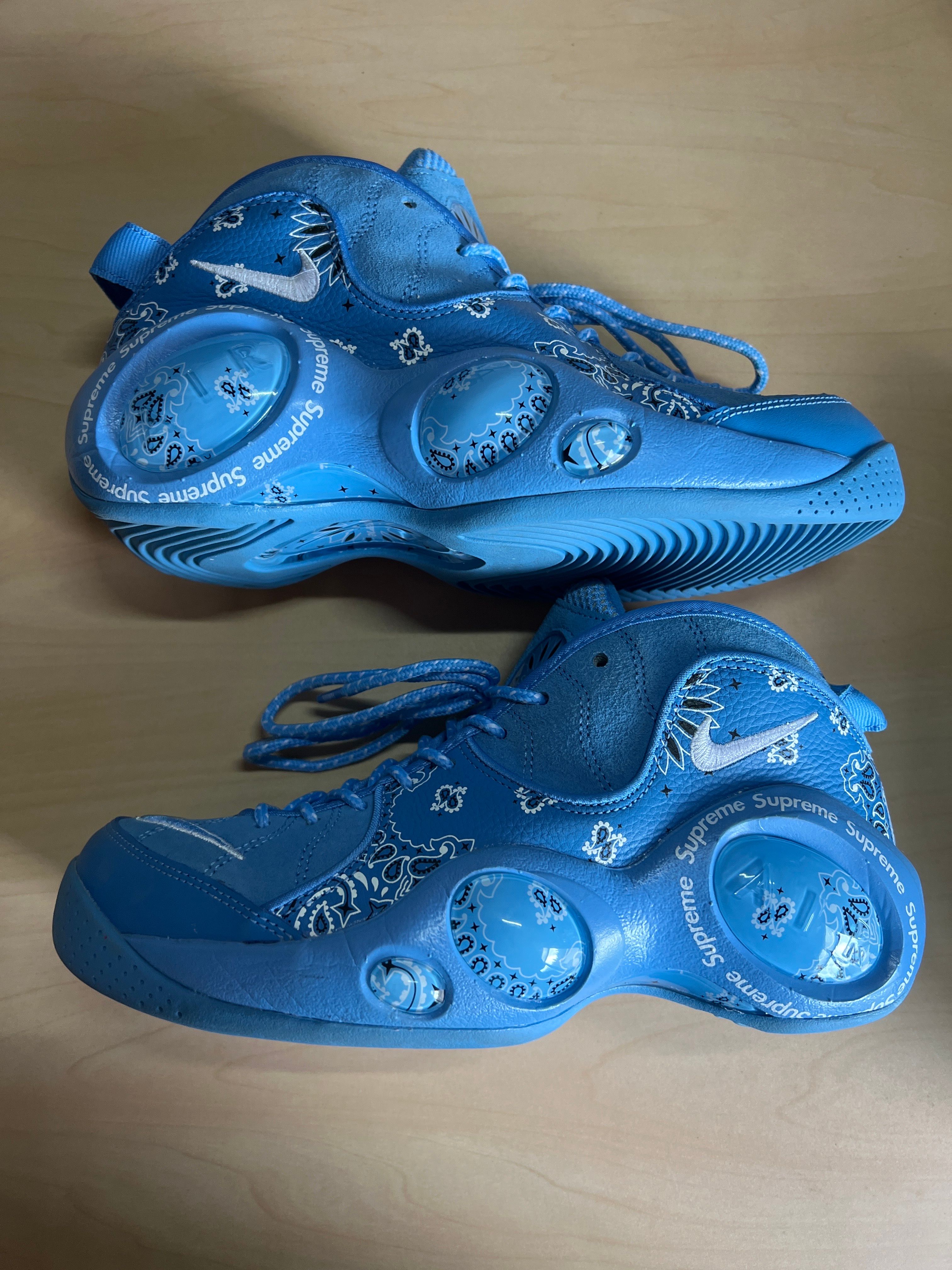Supreme × Nike Air Zoom Flight 95 SP "University Blue/White"