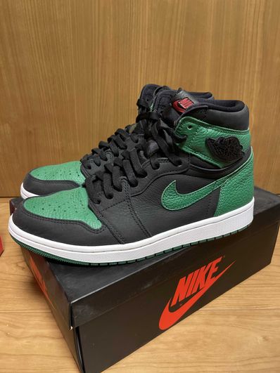 Nike Air Jordan 1 Retro High OG "Black/Pine Green" (2020)