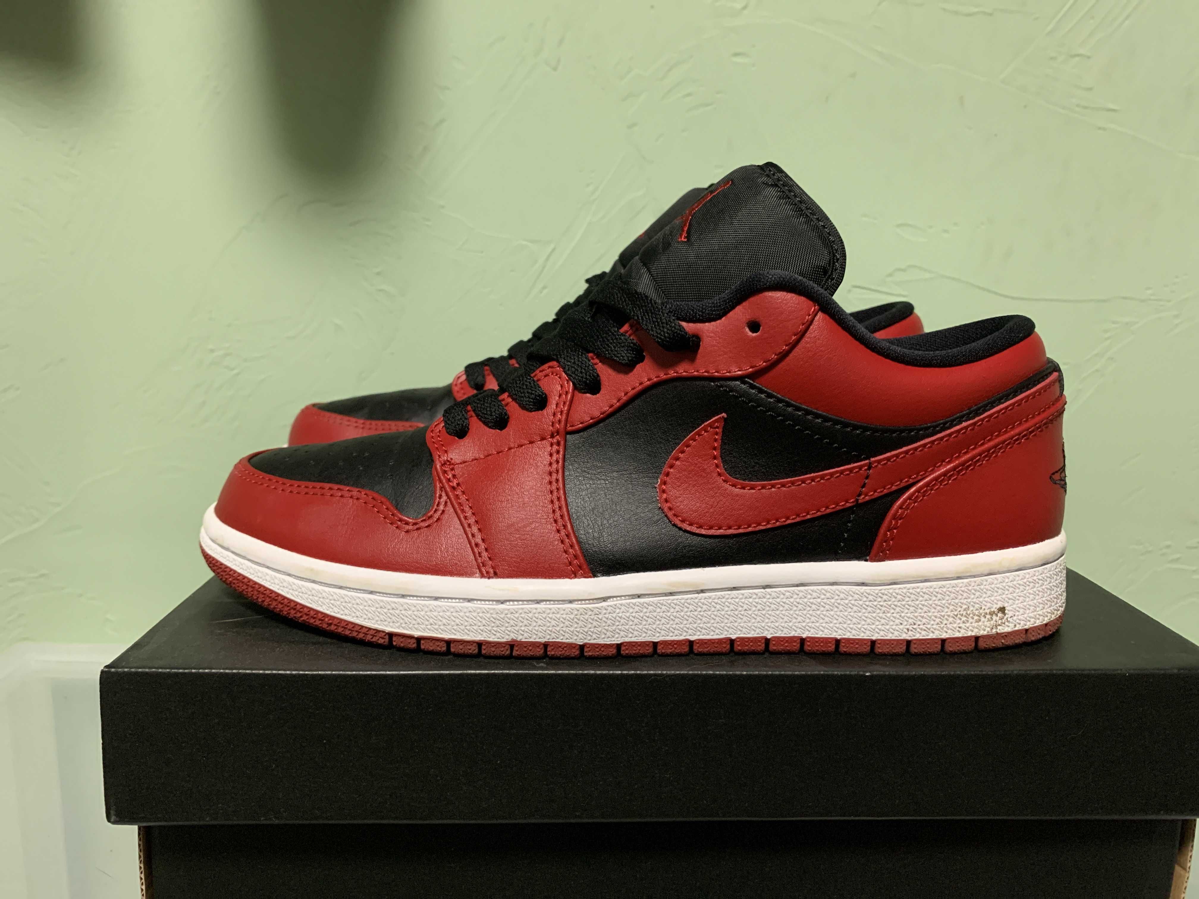 Nike Air Jordan 1 Low "Varsity Red"   
