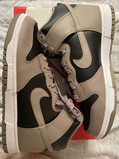 Nike Women's Dunk High "Moon Fossil"