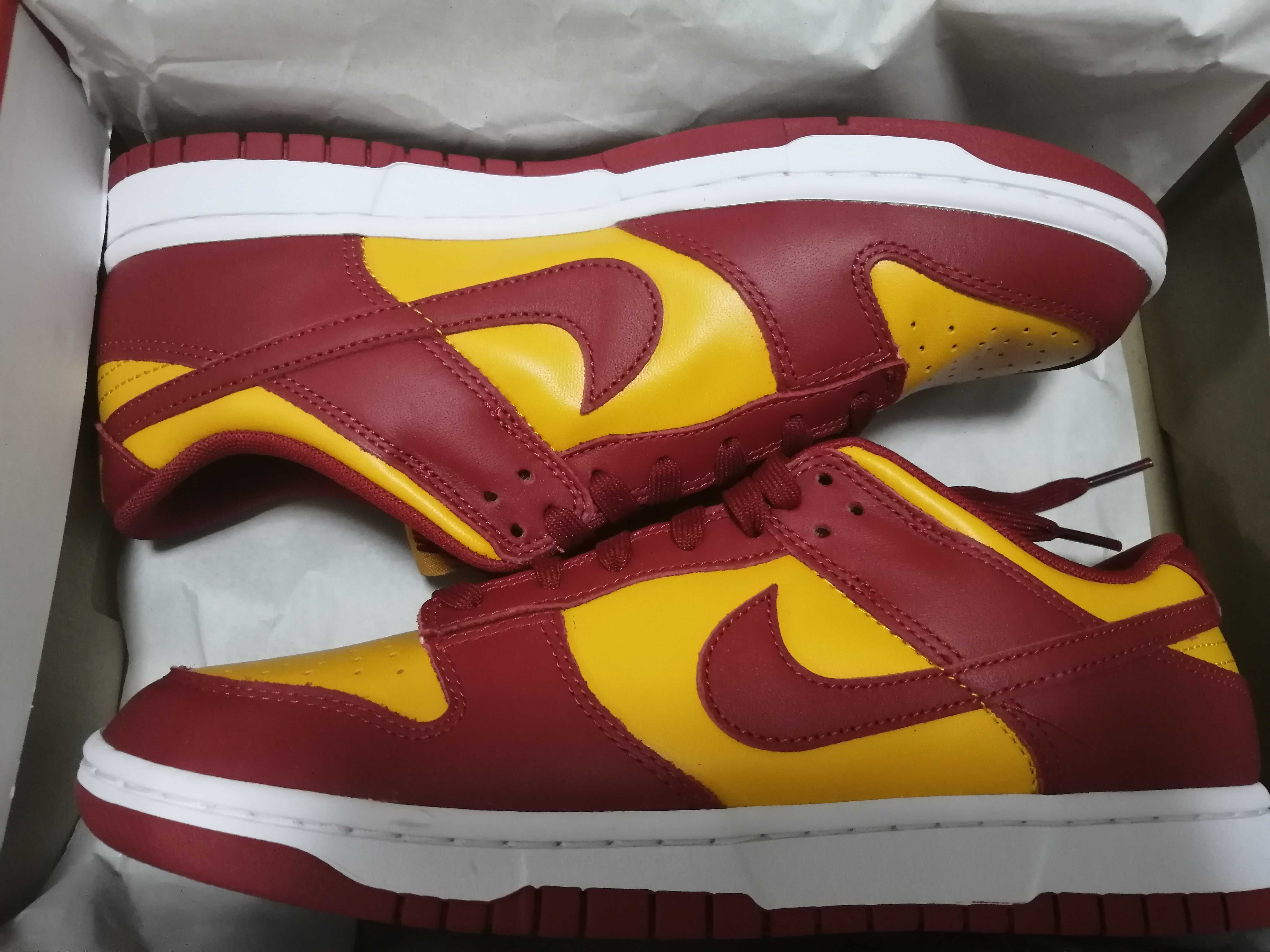 Nike Dunk Low "Midas Gold"