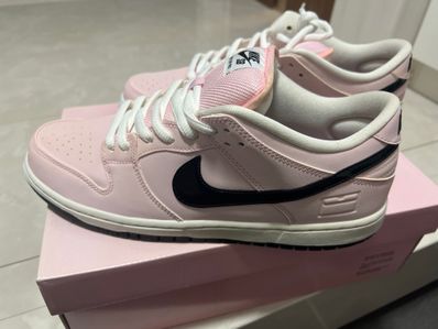 Nike SB Dunk Low "Pink Box"