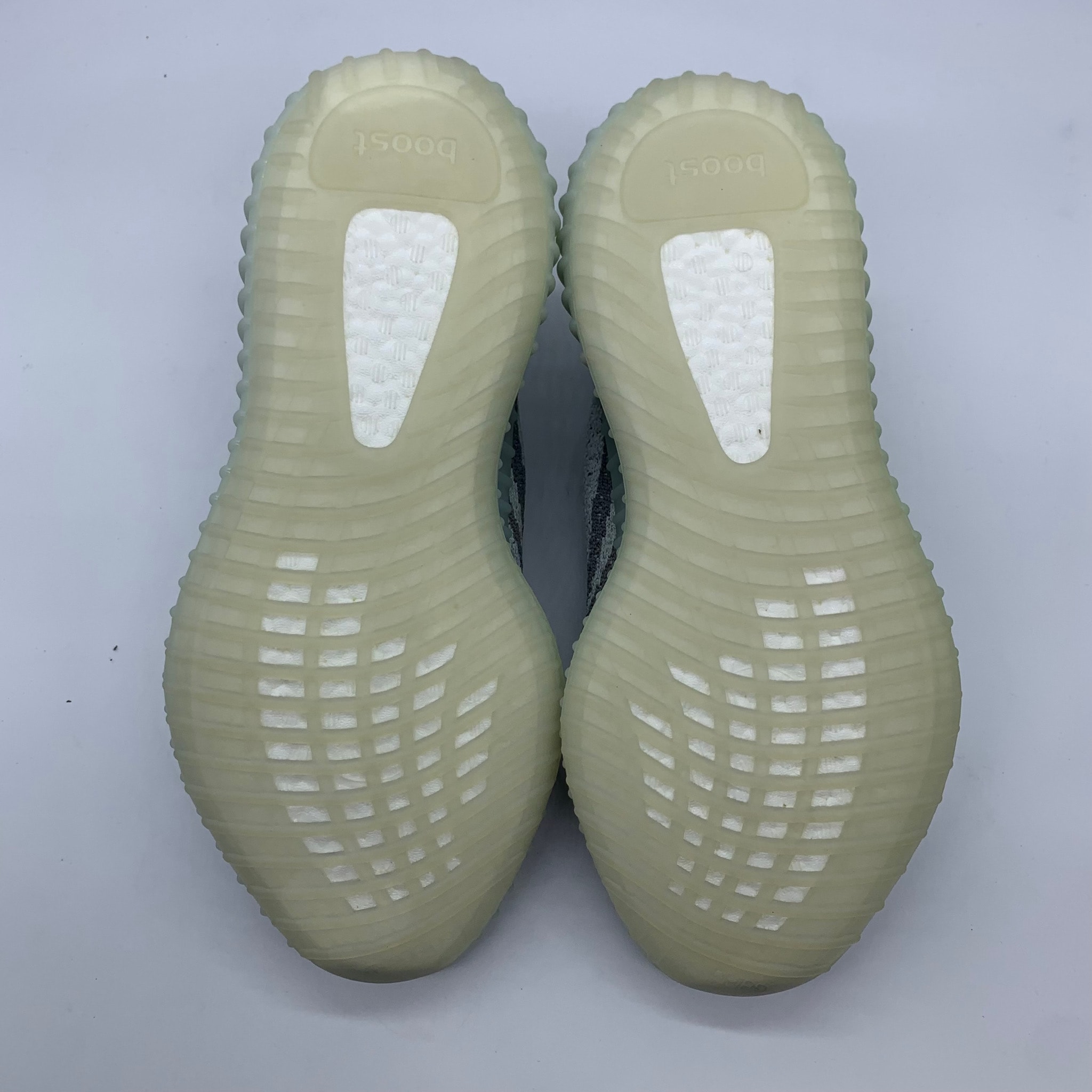 adidas YEEZY Boost 350 V2 "Blue Tint"
