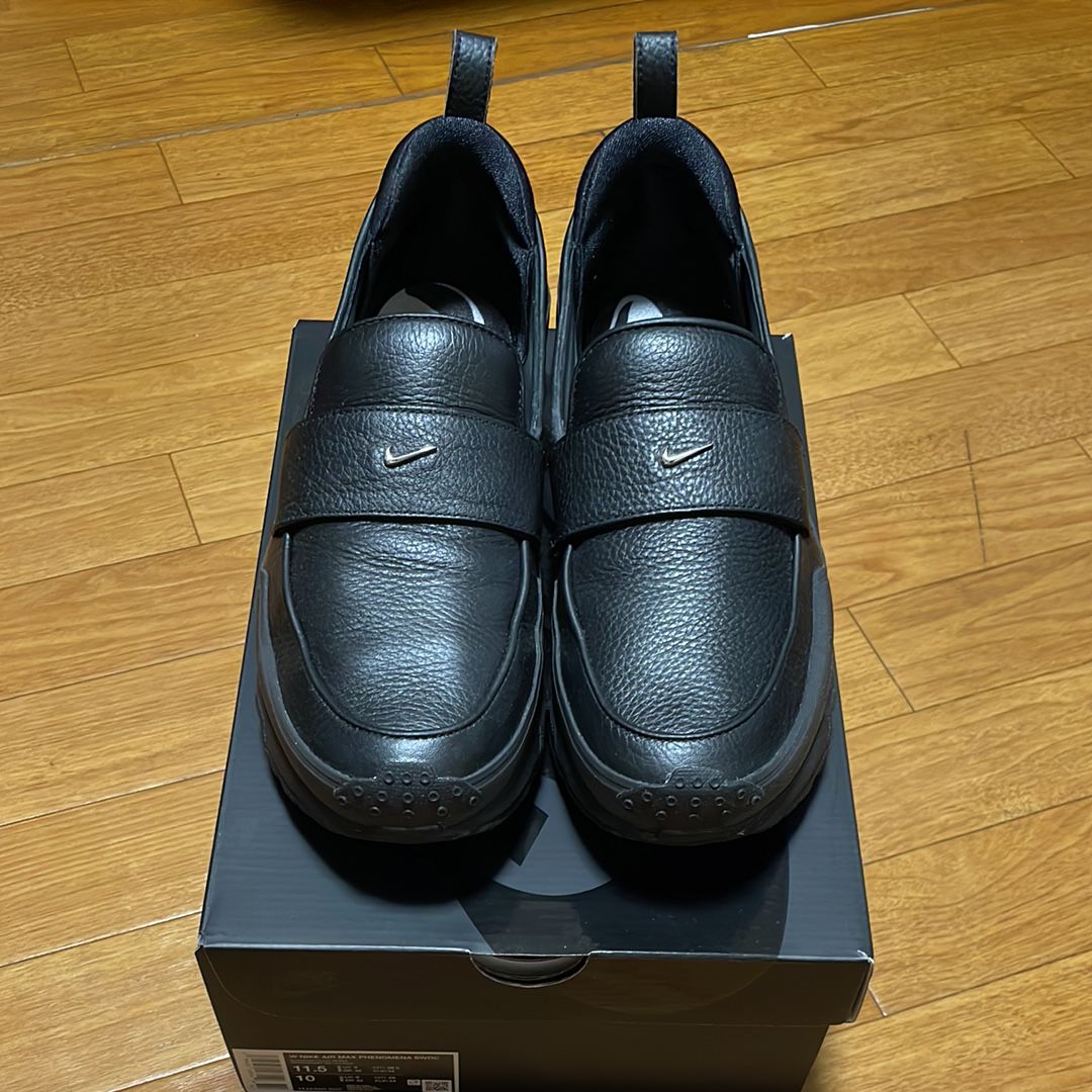 SWDC × Nike Women's Air Max Phenomena "Black/Metallic Silver"