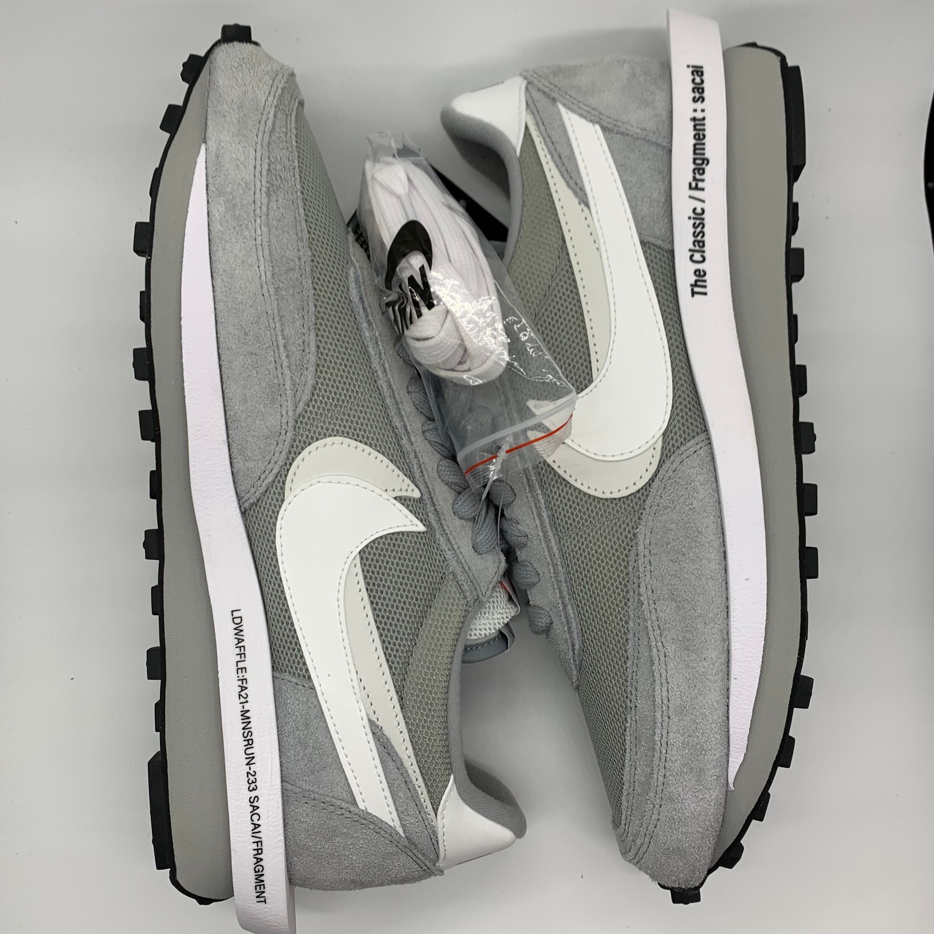Fragment × sacai × Nike LD Waffle "Light Smoke Grey"