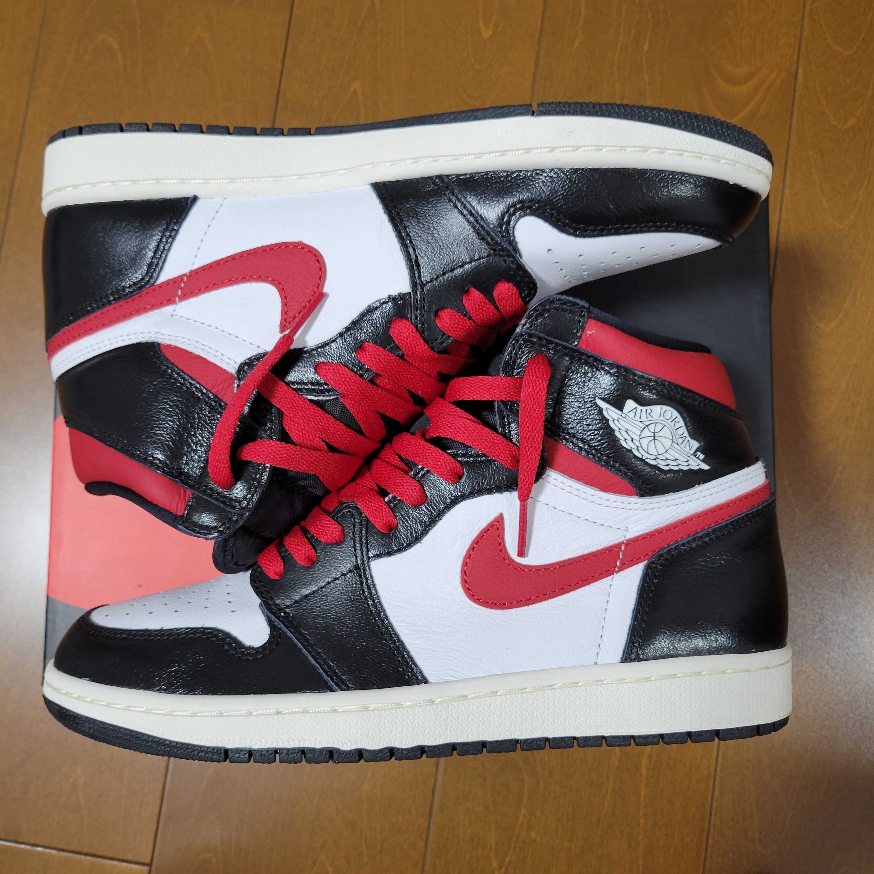 Nike Air Jordan 1 Retro High "Black/White/Sail/Gym Red"