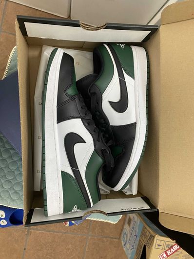Nike Air Jordan 1 Low "Green Toe"