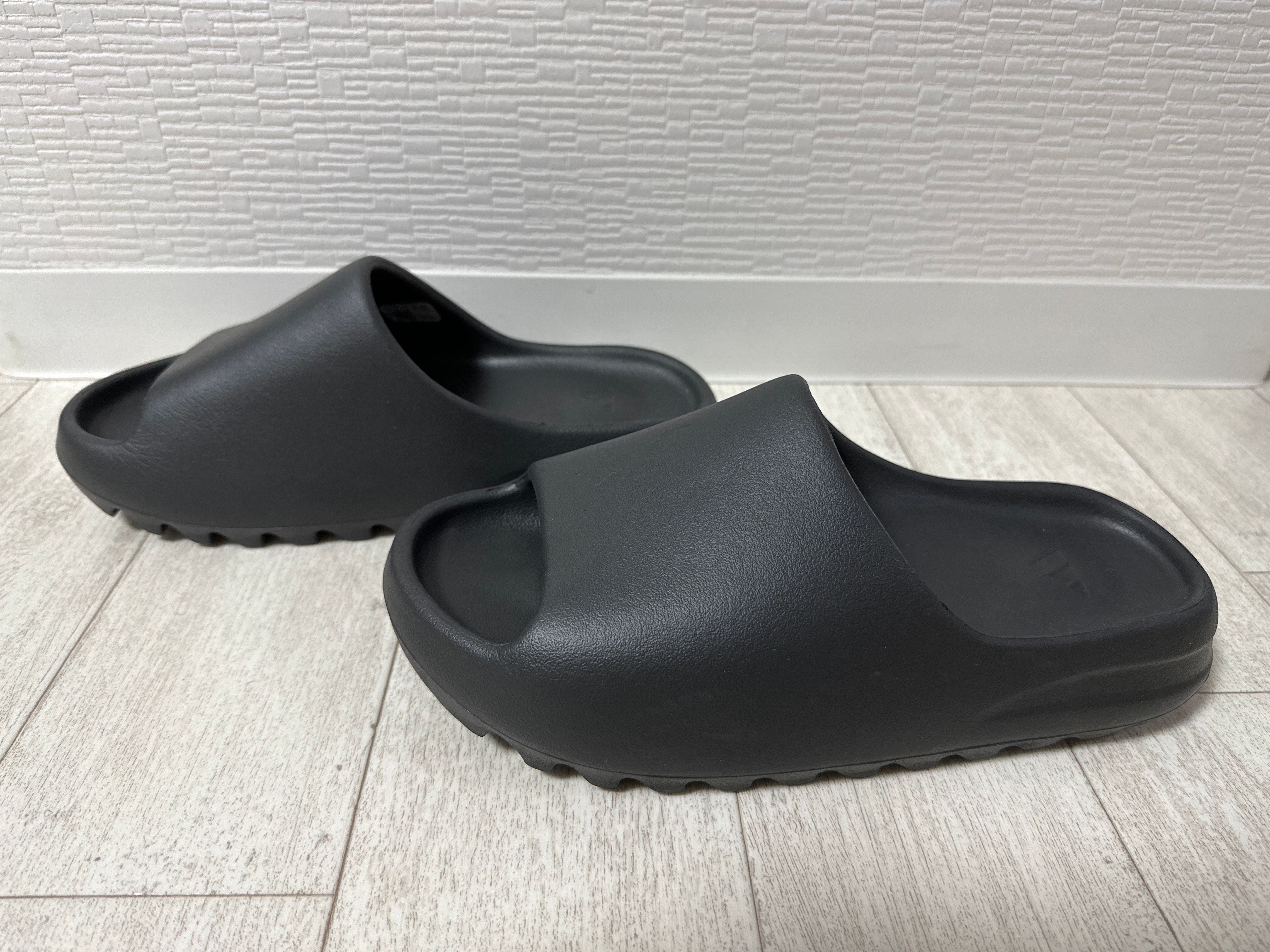 adidas YEEZY Slide "Onyx"