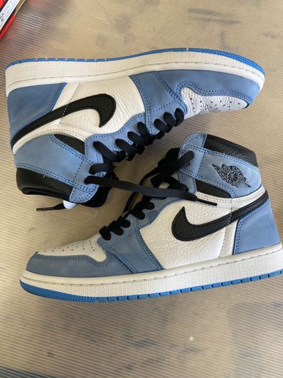 Nike Air Jordan 1 High OG "University Blue"