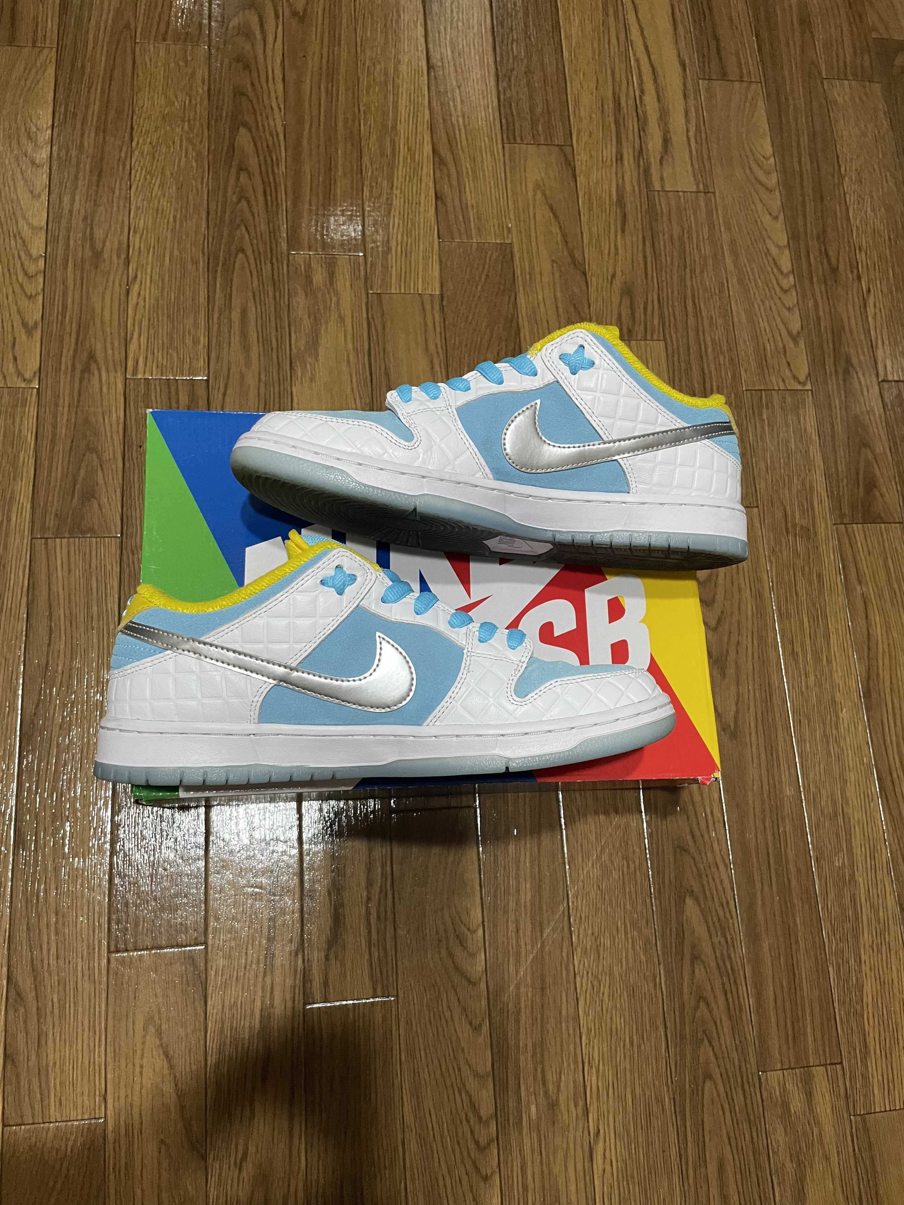 FTC × Nike SB Dunk Low "White/Blue"
