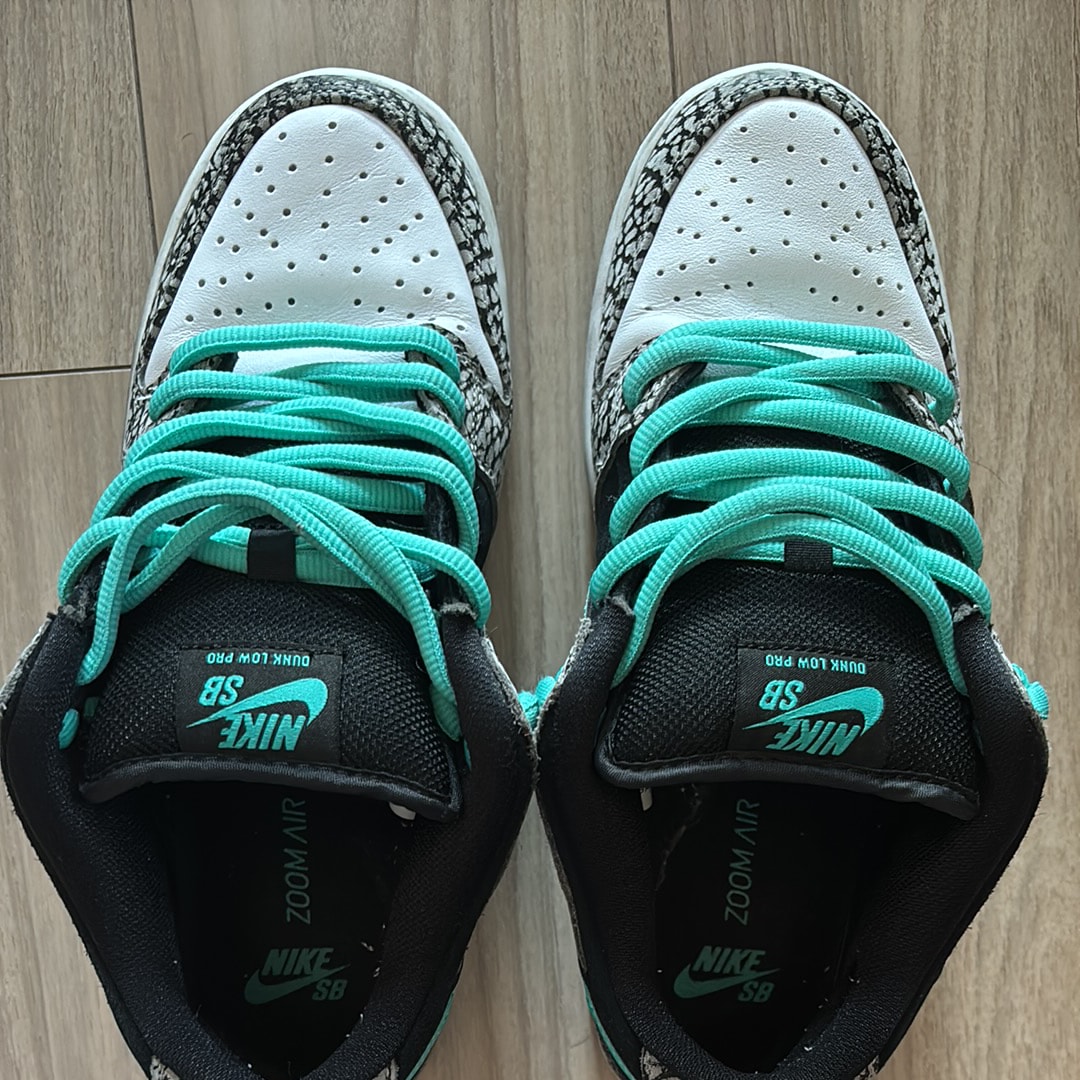 Nike SB Dunk Low "Elephant/Safari"