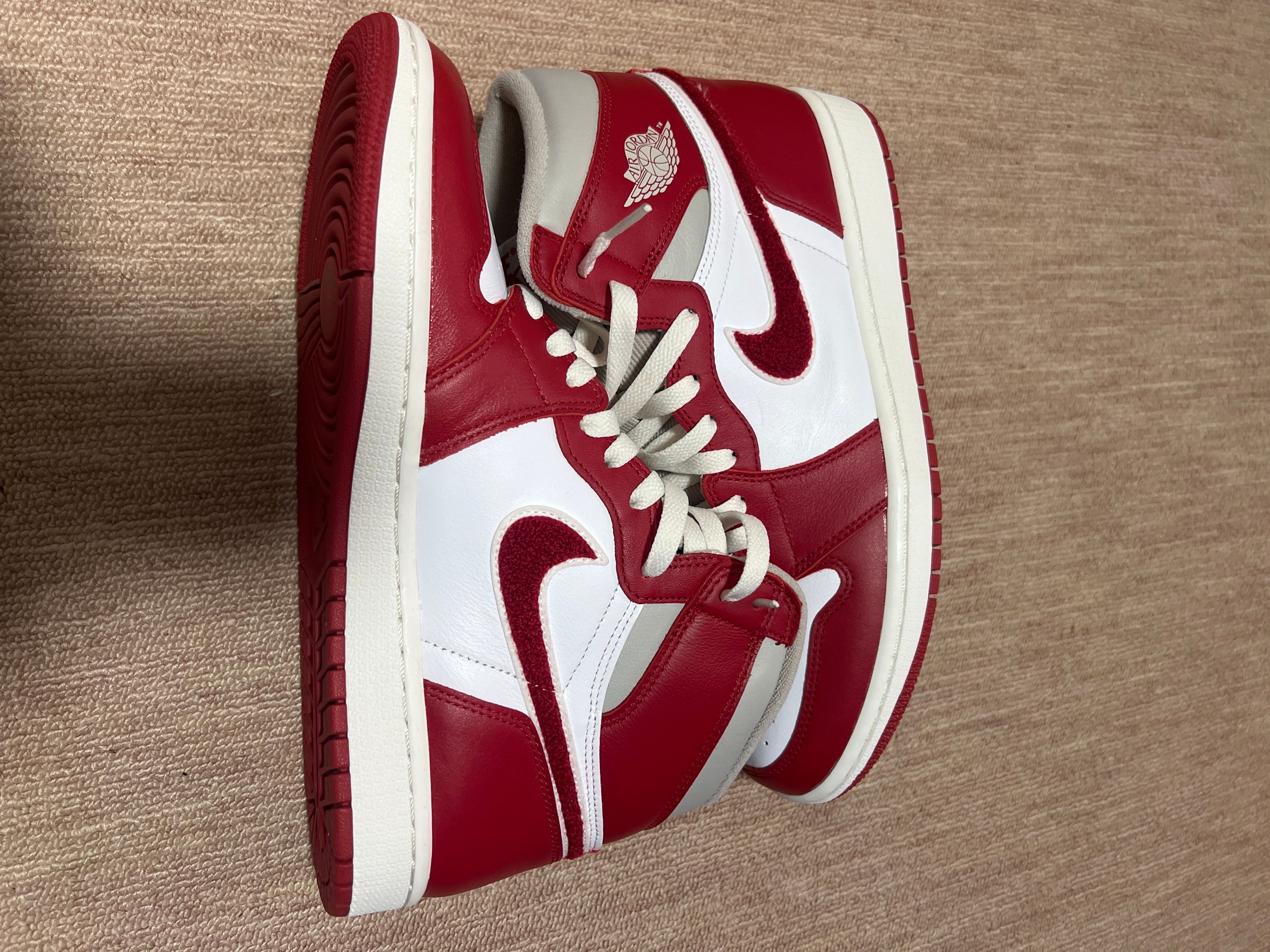 Nike Women's Air Jordan 1 High OG "Newstalgia"