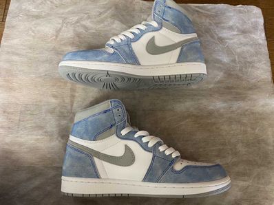 Nike Air Jordan 1 High OG "Hyper Royal"