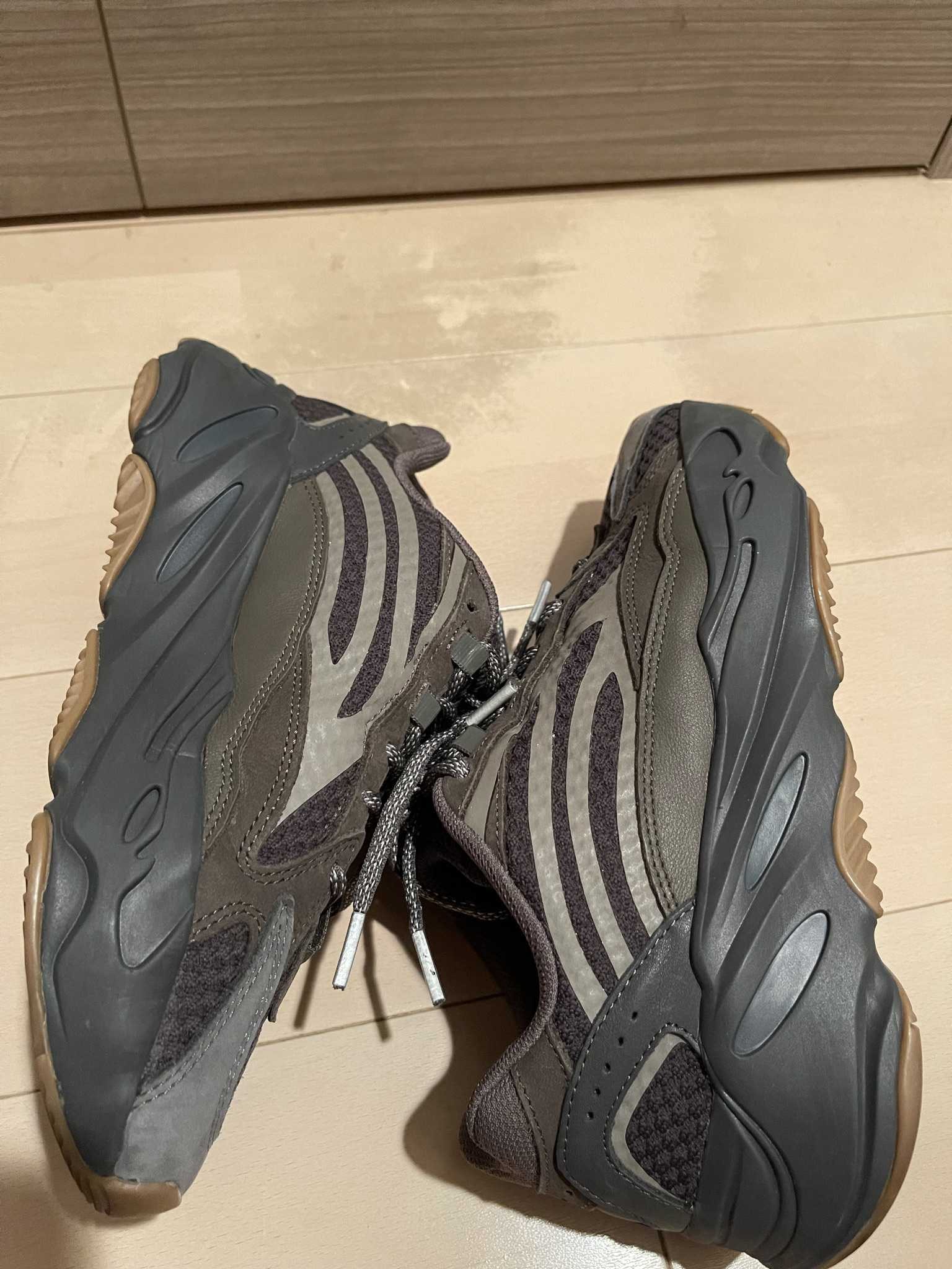 ADIDAS ORIGINALS YEEZY BOOST 700 V2 "GEODE"